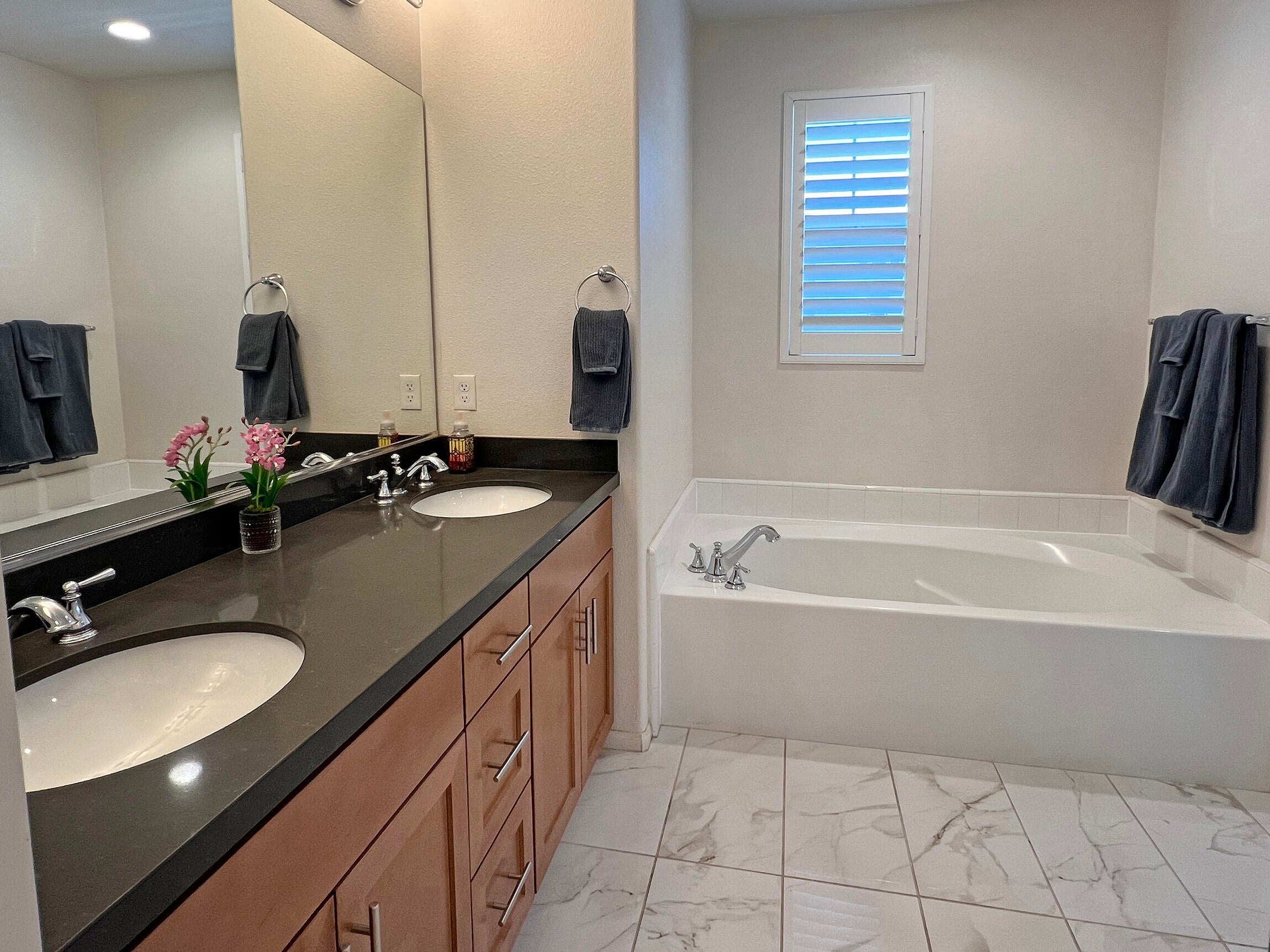 6713 Calle Koral