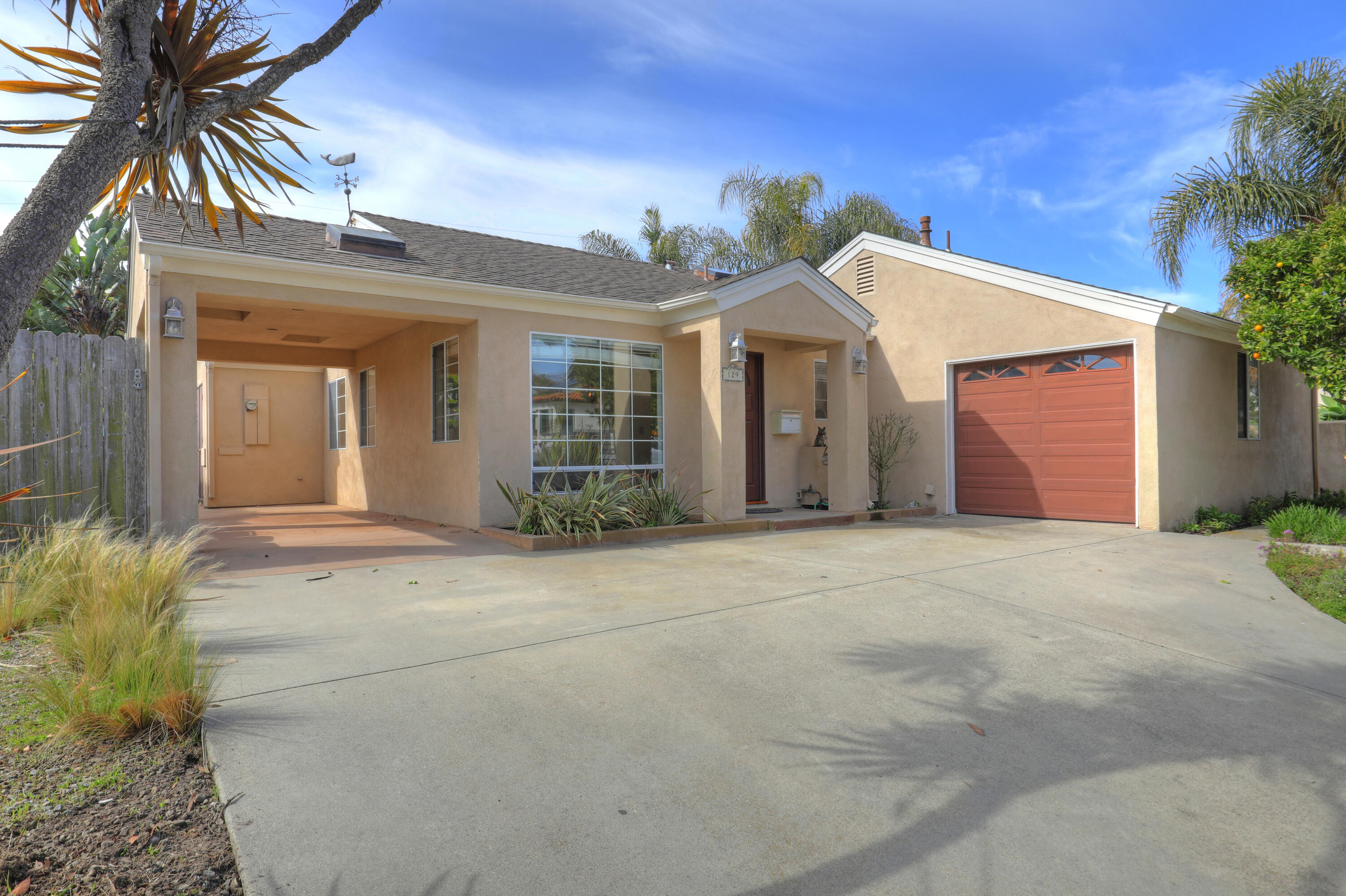 Santa Barbara, California 93109, United States, 3 Bedrooms Bedrooms, ,2 BathroomsBathrooms,Residential,Active,688