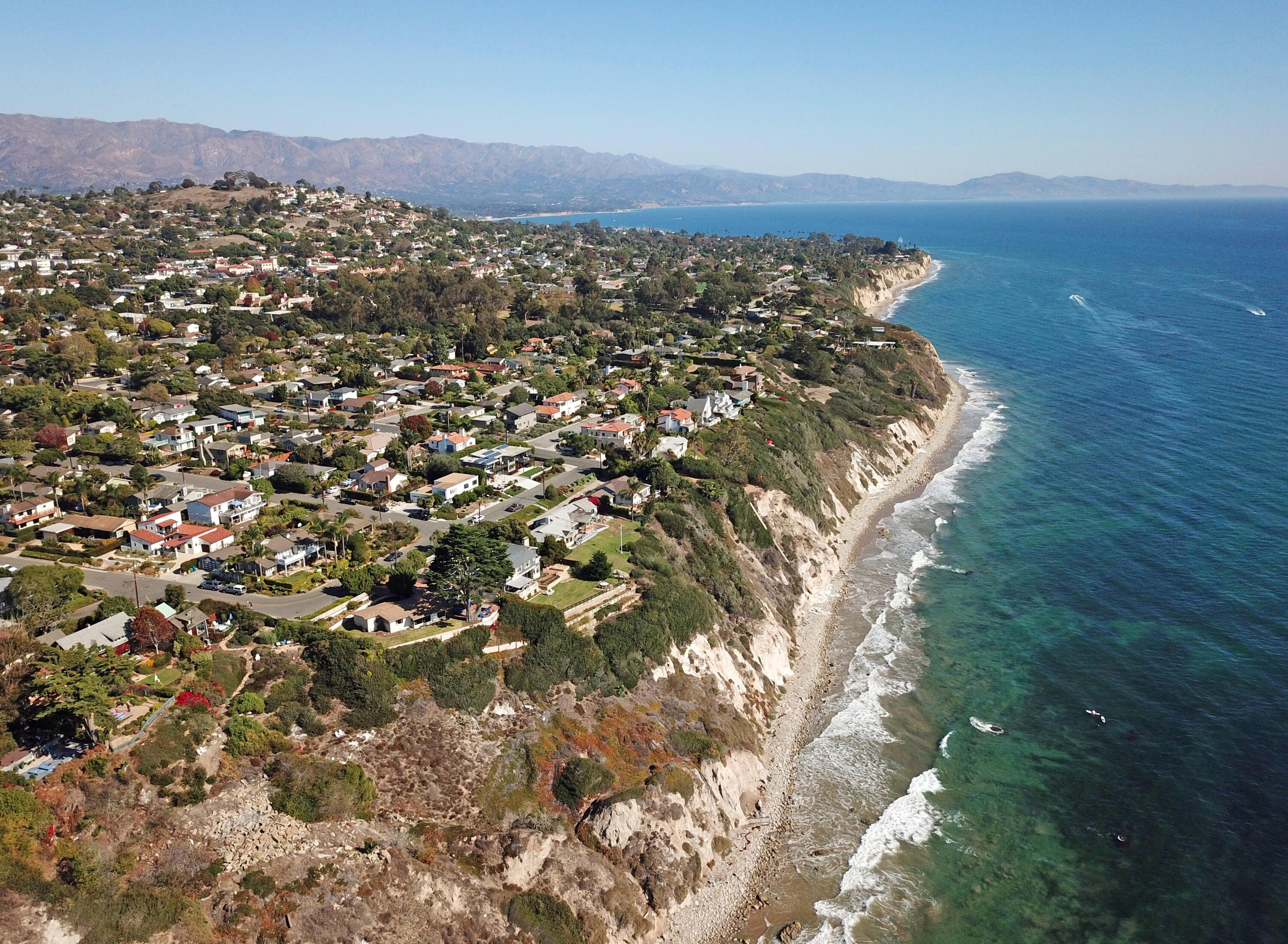 Santa Barbara, California 93109, United States, 3 Bedrooms Bedrooms, ,2 BathroomsBathrooms,Residential,Active,688