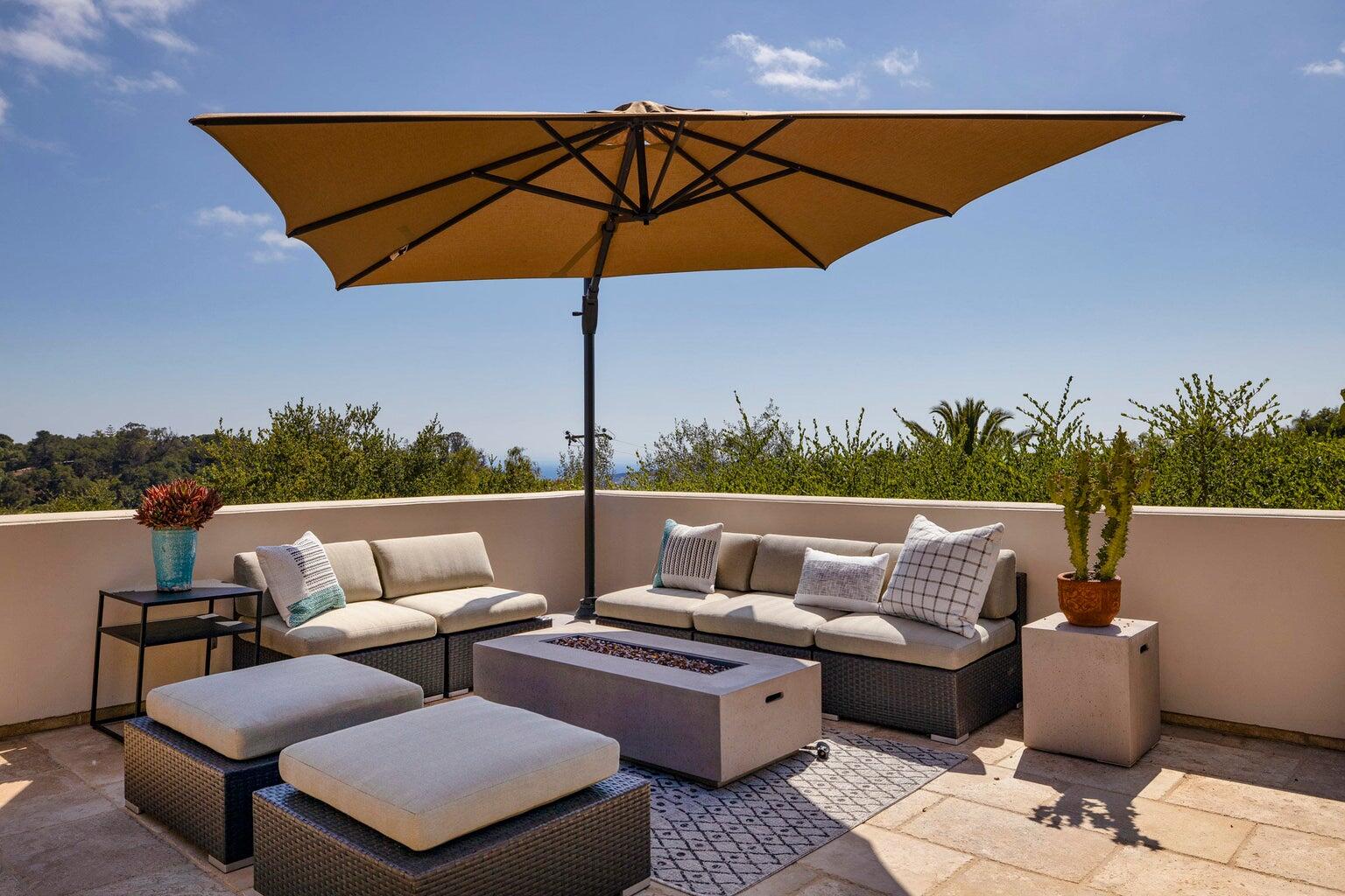 Santa Barbara, California 93105, United States, 4 Bedrooms Bedrooms, ,6 BathroomsBathrooms,Residential,Active,232667