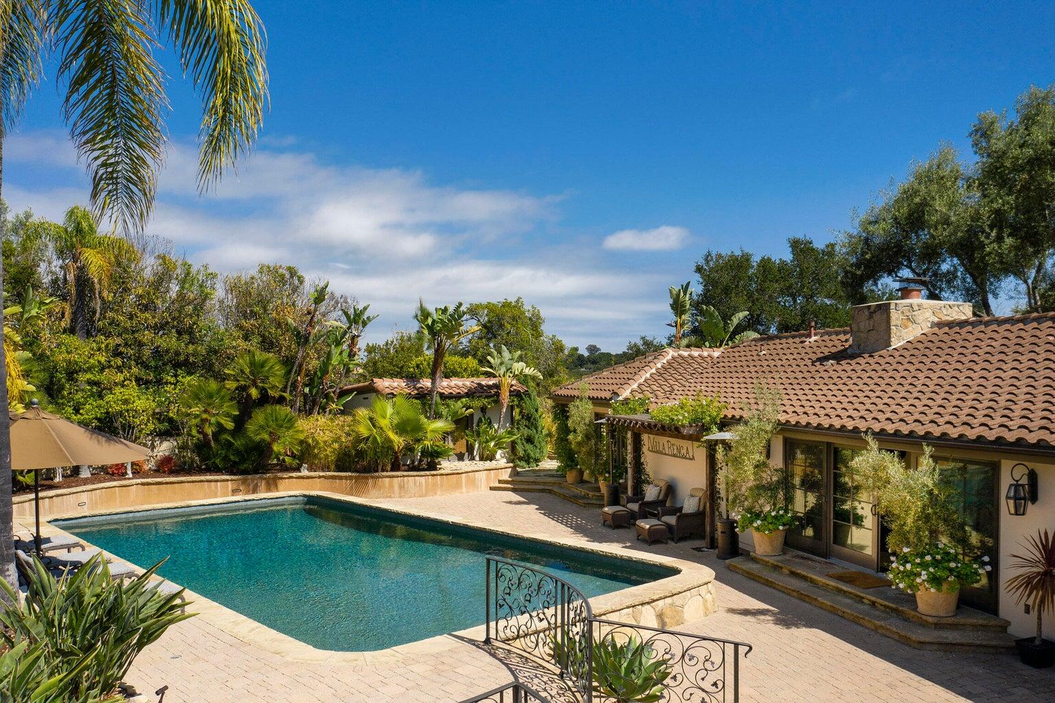 Santa Barbara, California 93105, United States, 4 Bedrooms Bedrooms, ,6 BathroomsBathrooms,Residential,Active,232667