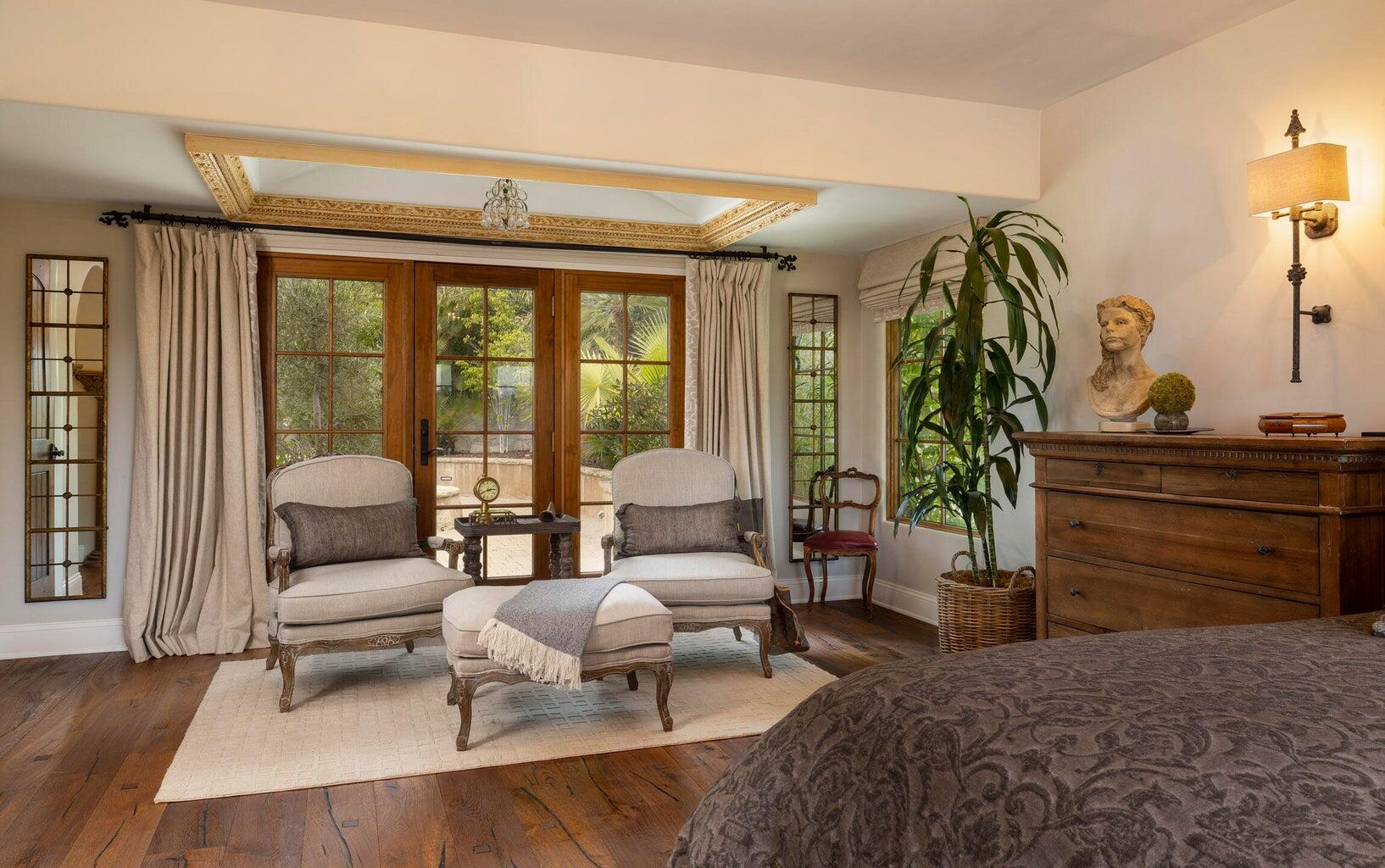 Santa Barbara, California 93105, United States, 4 Bedrooms Bedrooms, ,6 BathroomsBathrooms,Residential,Active,232667