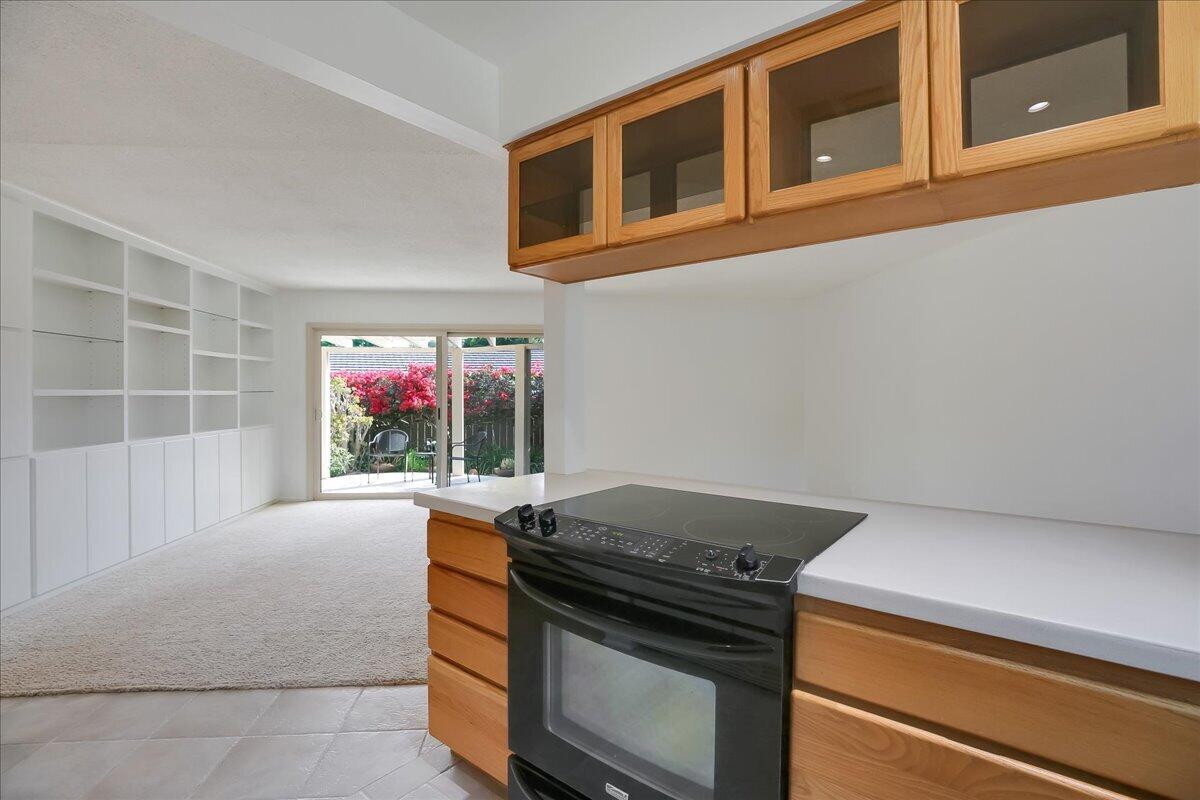 5726 Encina Road Road Unit 1