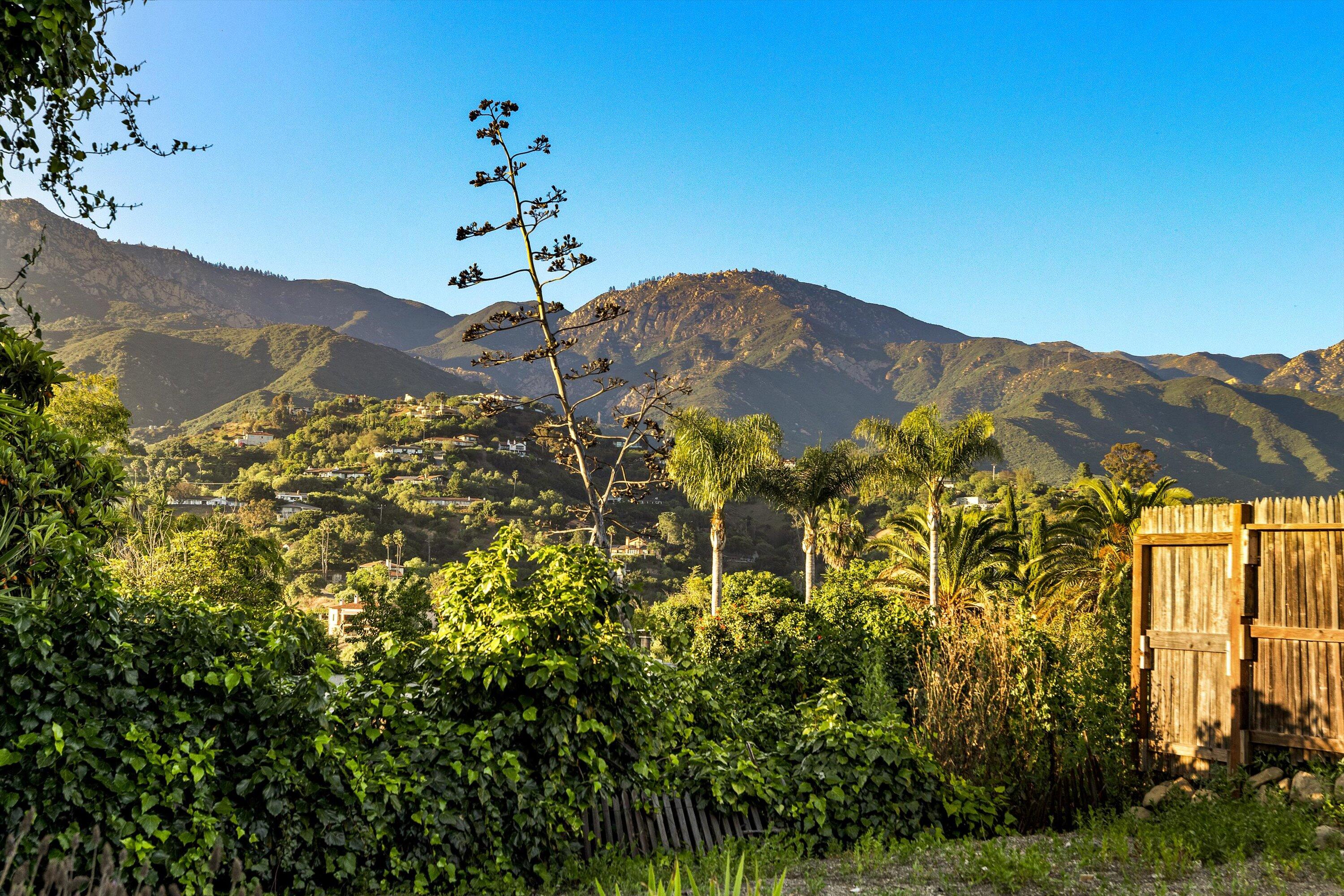 Santa Barbara, California 93105, United States, 3 Bedrooms Bedrooms, ,2 BathroomsBathrooms,Residential,Active,20592