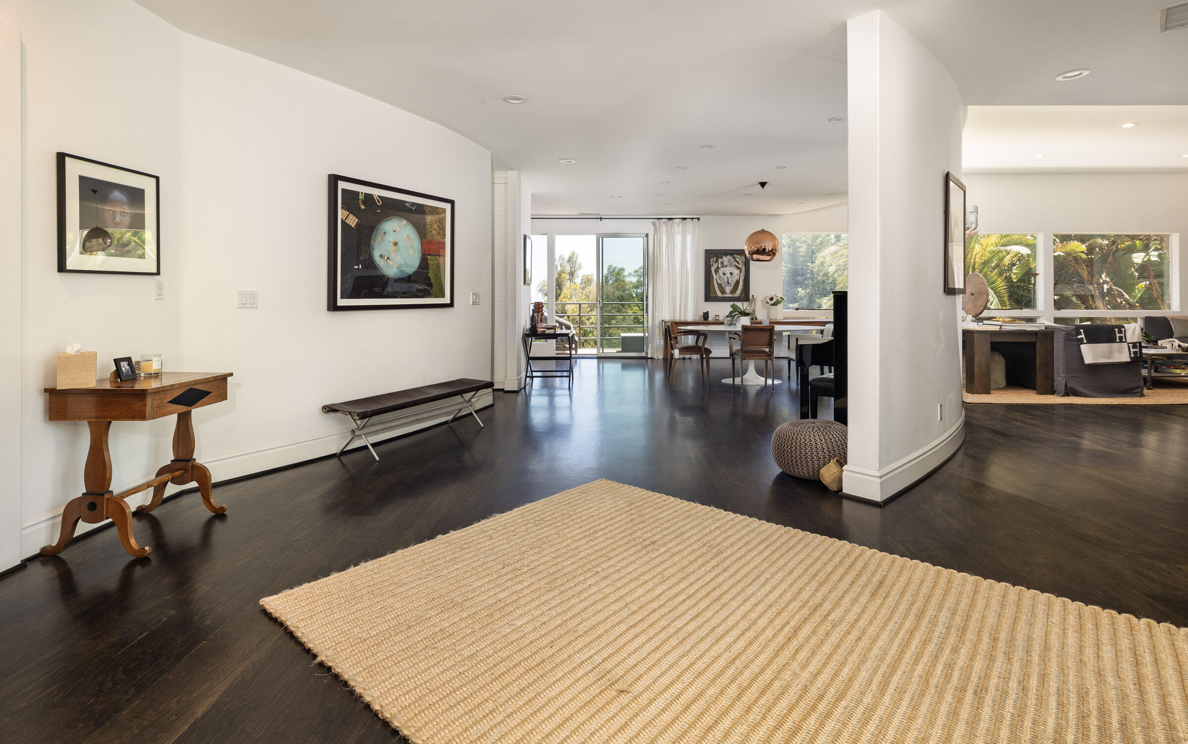 Santa Barbara, California 93103, United States, 4 Bedrooms Bedrooms, ,5 BathroomsBathrooms,Residential,Active,116302