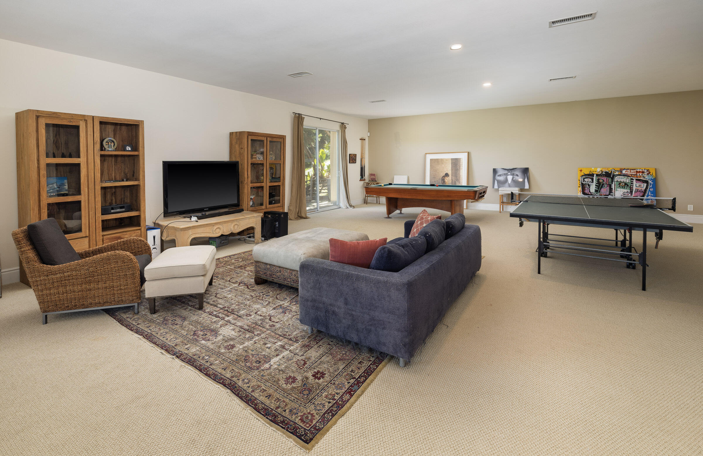 Santa Barbara, California 93103, United States, 4 Bedrooms Bedrooms, ,5 BathroomsBathrooms,Residential,Active,116302