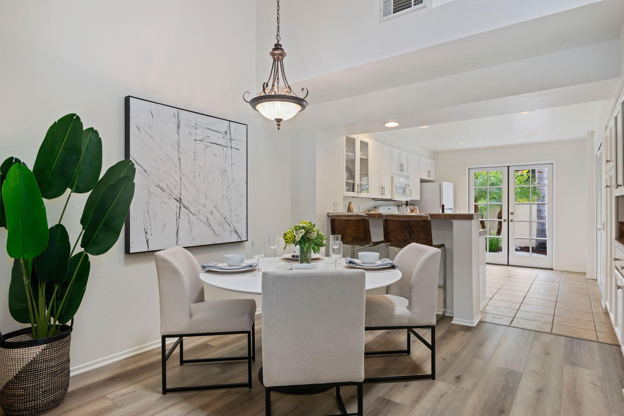 Santa Barbara, California 93105, United States, 3 Bedrooms Bedrooms, ,3 BathroomsBathrooms,Residential,Active,146516