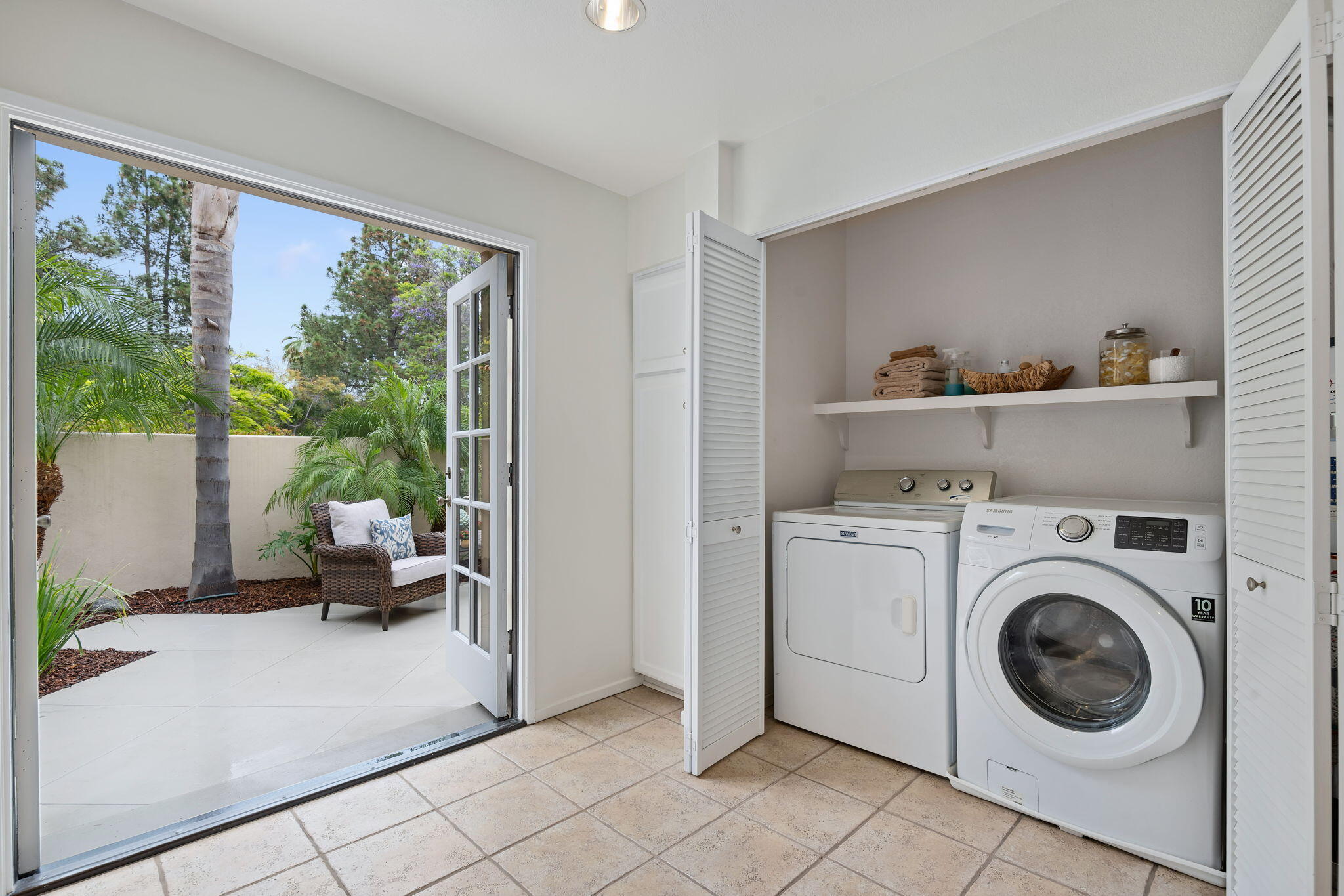 Santa Barbara, California 93105, United States, 3 Bedrooms Bedrooms, ,3 BathroomsBathrooms,Residential,Active,146516