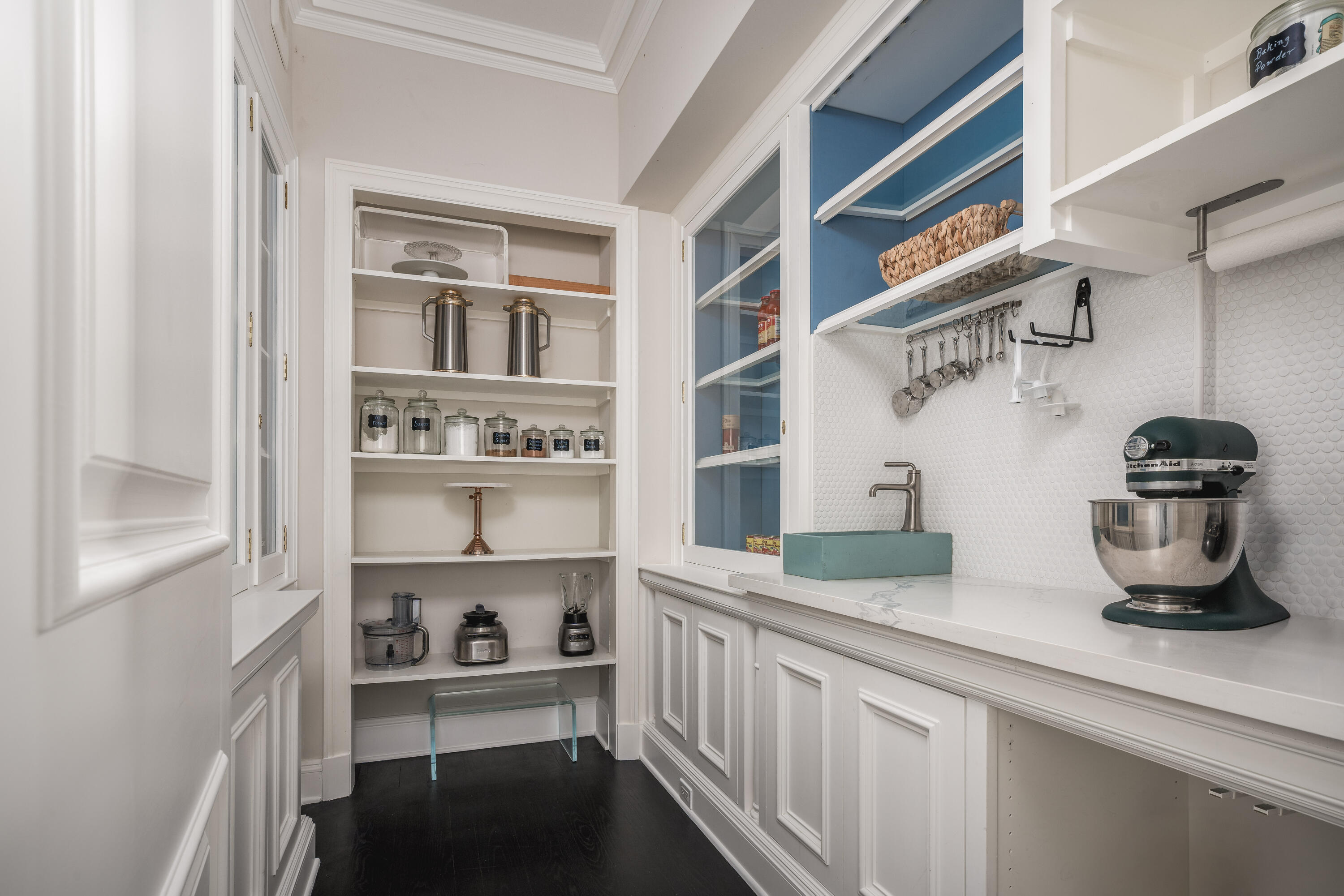 Santa Barbara, California 93110, United States, 6 Bedrooms Bedrooms, ,8 BathroomsBathrooms,Residential,Active,227252