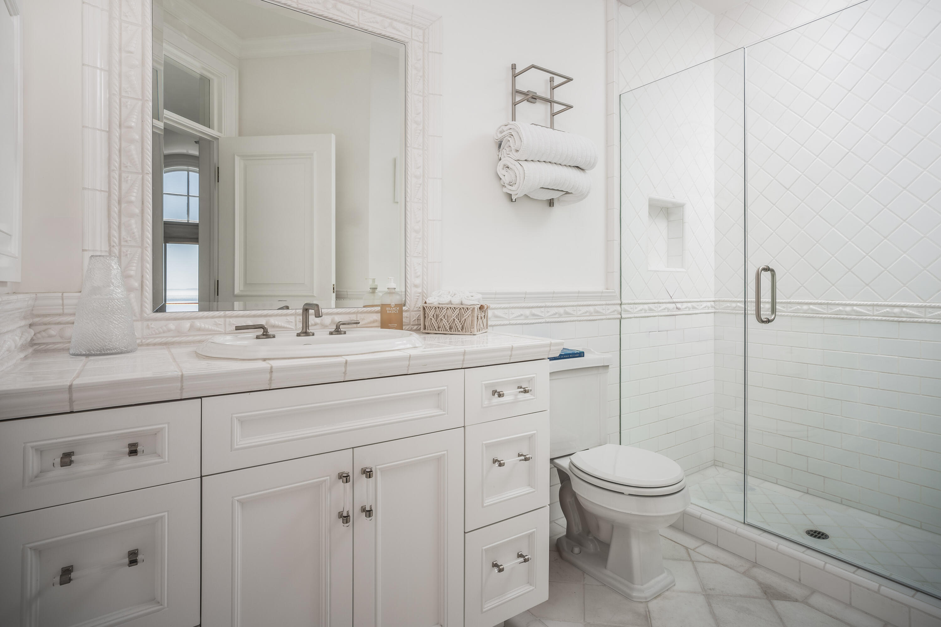 Santa Barbara, California 93110, United States, 6 Bedrooms Bedrooms, ,8 BathroomsBathrooms,Residential,Active,227252