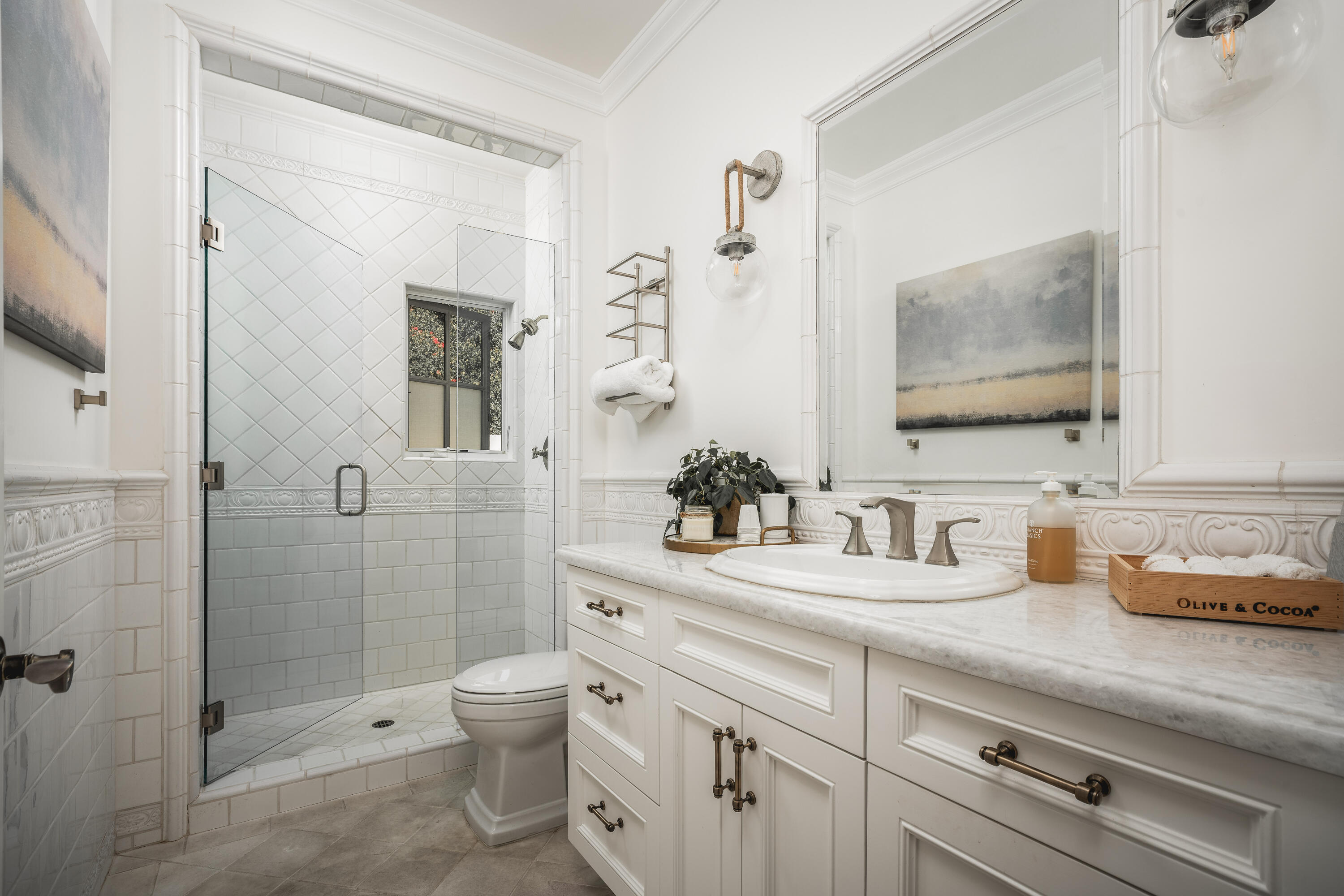 Santa Barbara, California 93110, United States, 6 Bedrooms Bedrooms, ,8 BathroomsBathrooms,Residential,Active,227252