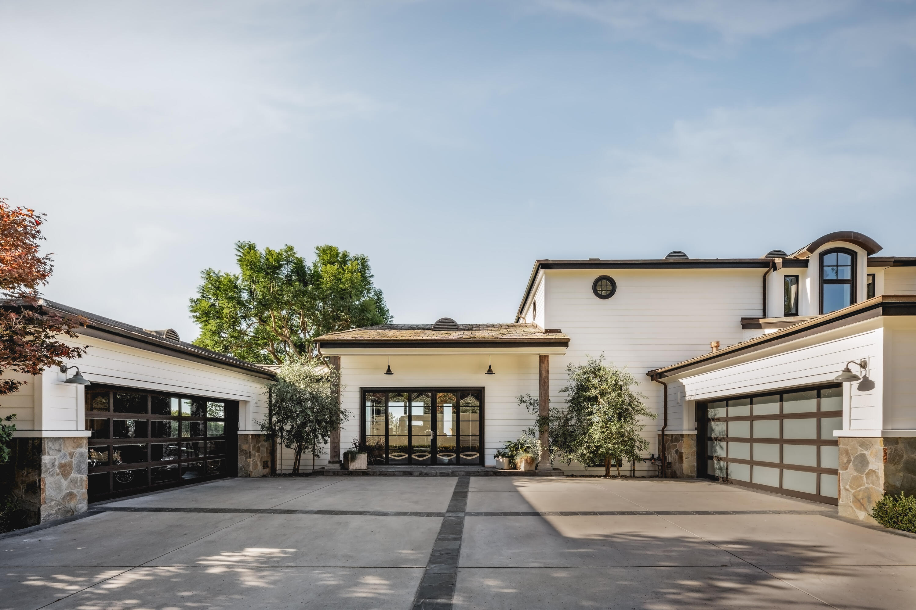 Santa Barbara, California 93110, United States, 6 Bedrooms Bedrooms, ,8 BathroomsBathrooms,Residential,Active,227252