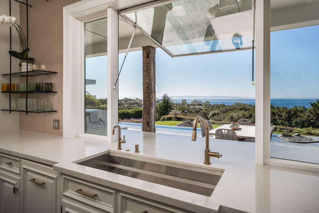 Santa Barbara, California 93110, United States, 6 Bedrooms Bedrooms, ,8 BathroomsBathrooms,Residential,Active,227252