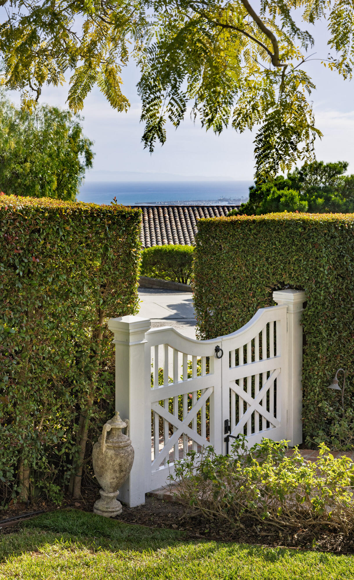 Santa Barbara, California 93108, United States, 5 Bedrooms Bedrooms, ,4 BathroomsBathrooms,Residential,Active,87427