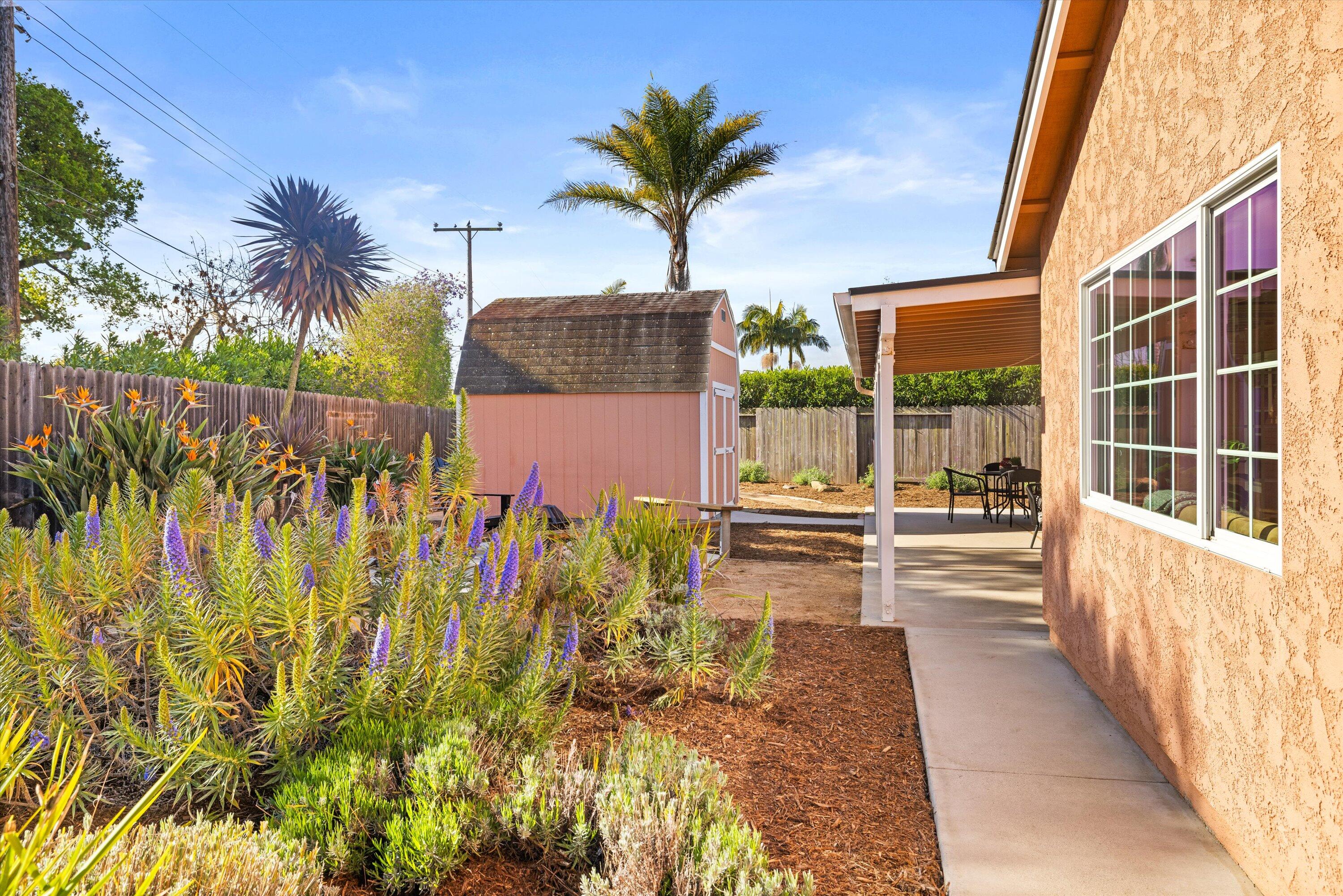 Santa Barbara, California 93111, United States, 3 Bedrooms Bedrooms, ,2 BathroomsBathrooms,Residential,Pending,105935