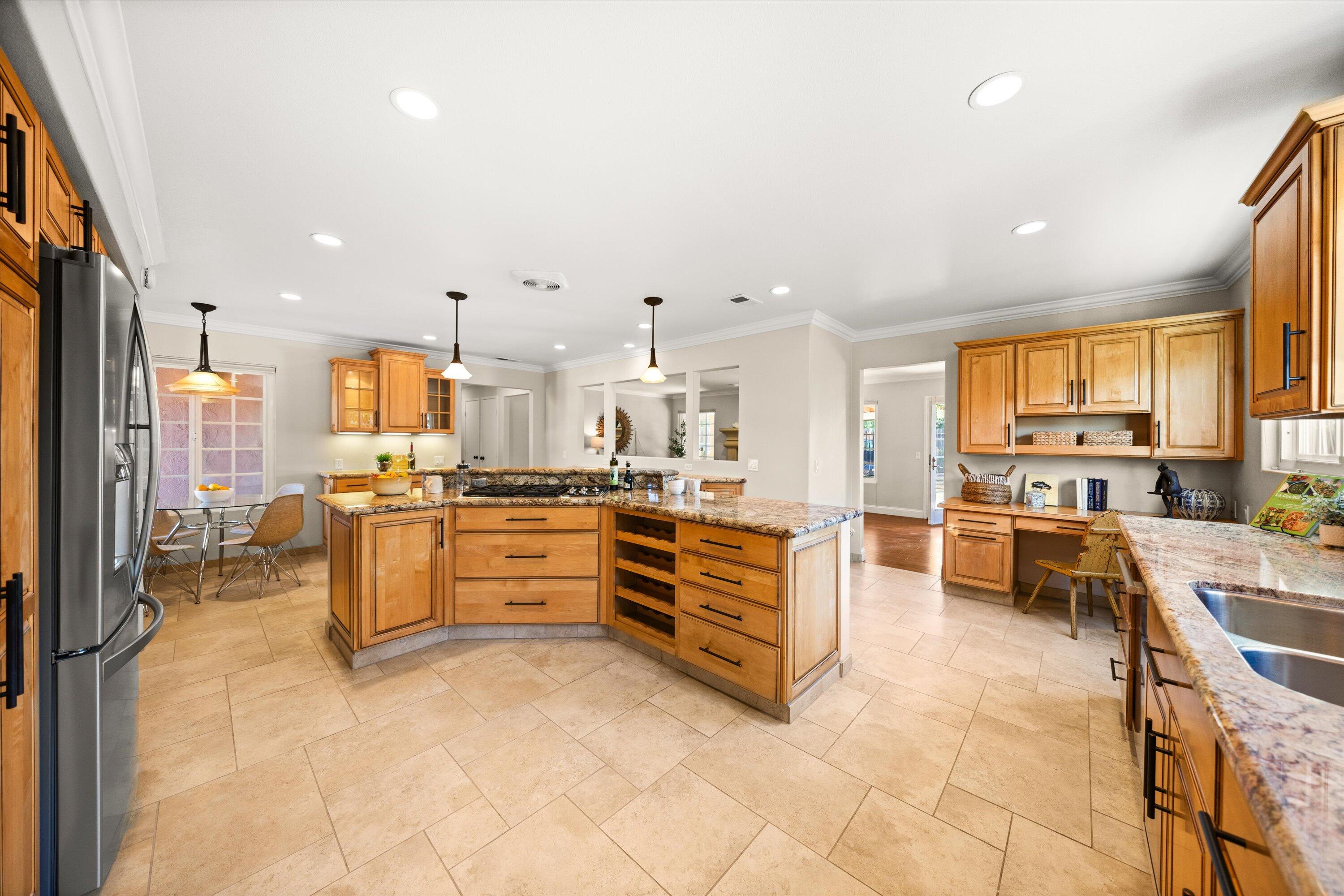 Santa Barbara, California 93111, United States, 3 Bedrooms Bedrooms, ,2 BathroomsBathrooms,Residential,Pending,105935