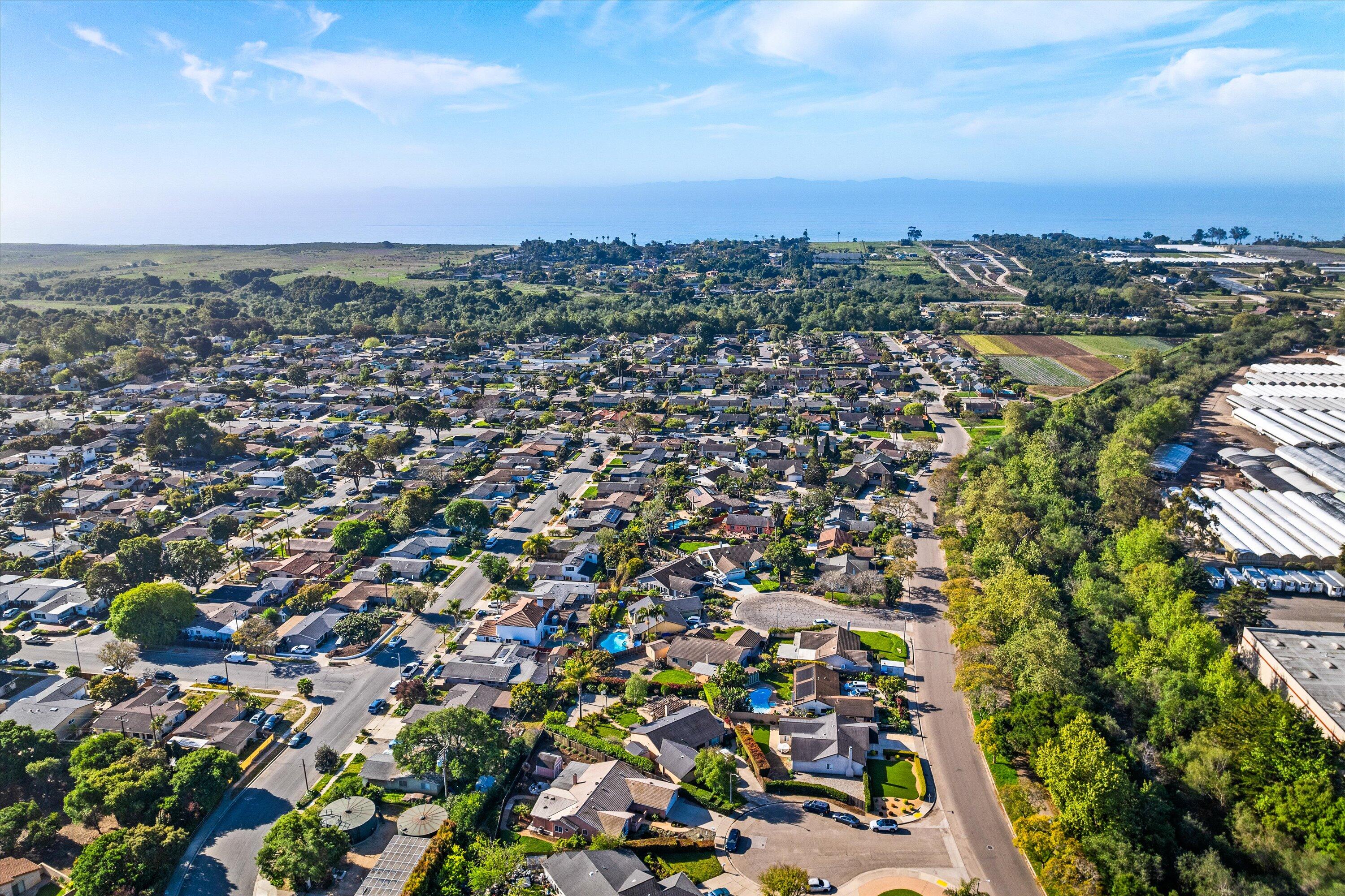 Santa Barbara, California 93111, United States, 3 Bedrooms Bedrooms, ,2 BathroomsBathrooms,Residential,Pending,105935