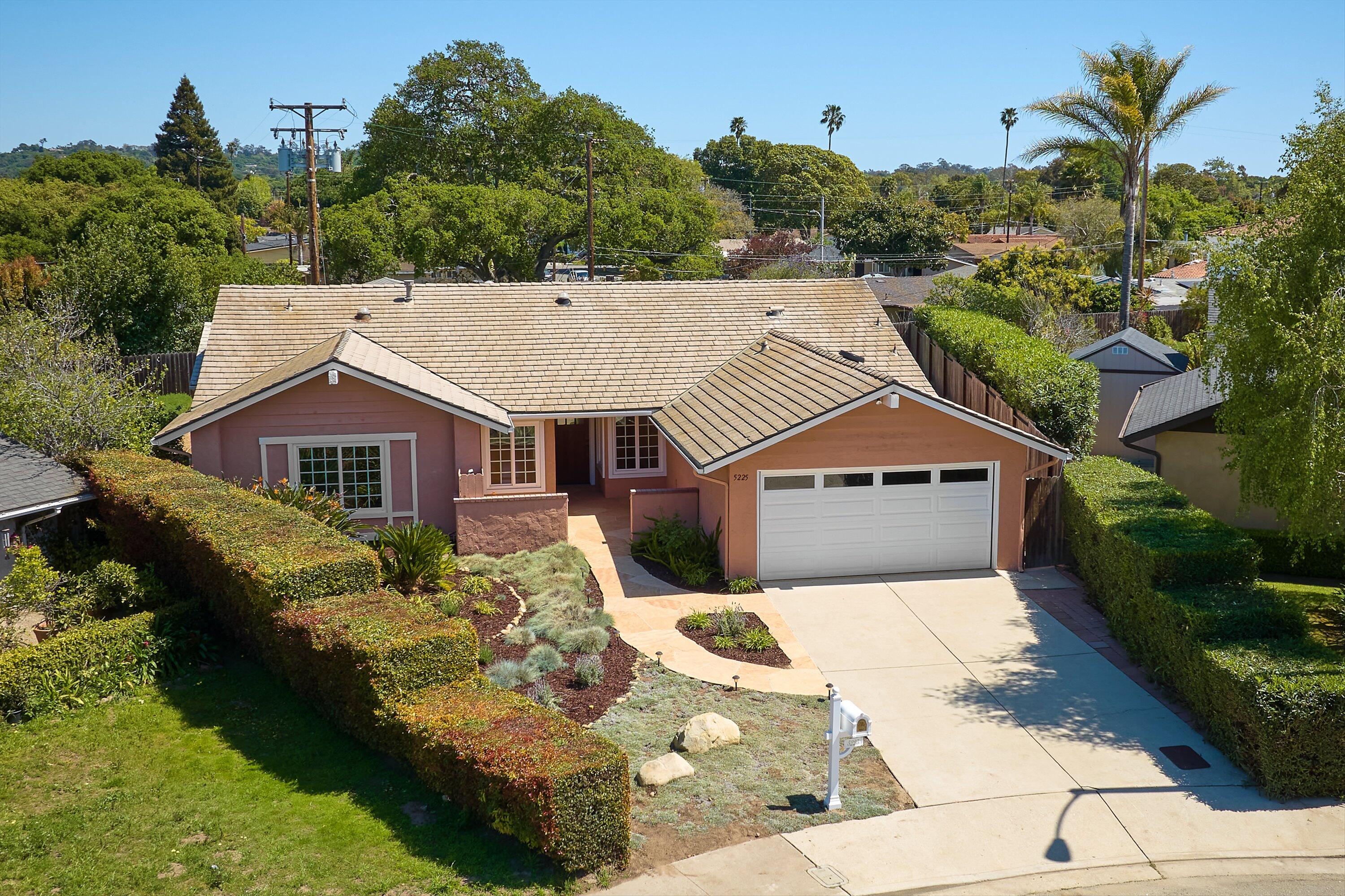 Santa Barbara, California 93111, United States, 3 Bedrooms Bedrooms, ,2 BathroomsBathrooms,Residential,Pending,105935