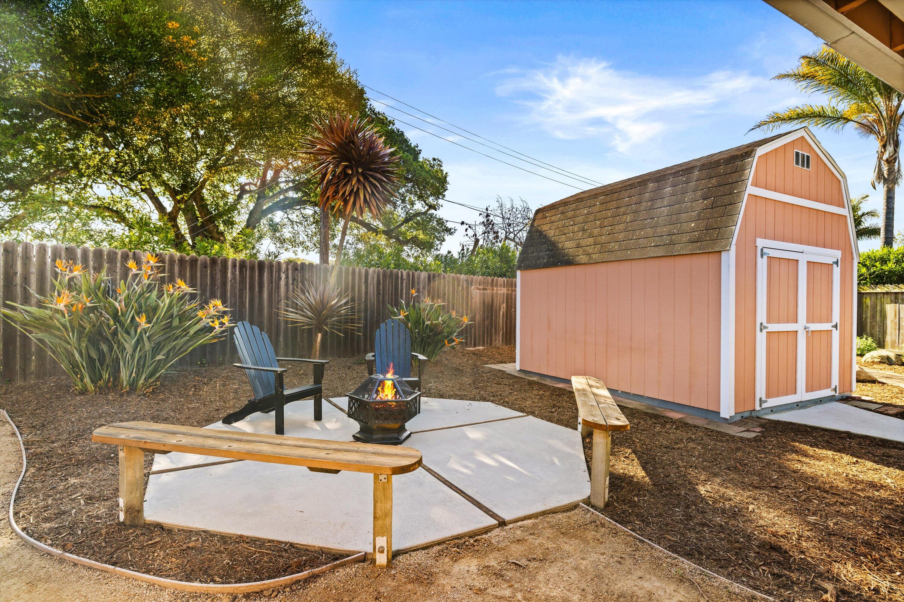 Santa Barbara, California 93111, United States, 3 Bedrooms Bedrooms, ,2 BathroomsBathrooms,Residential,Pending,105935