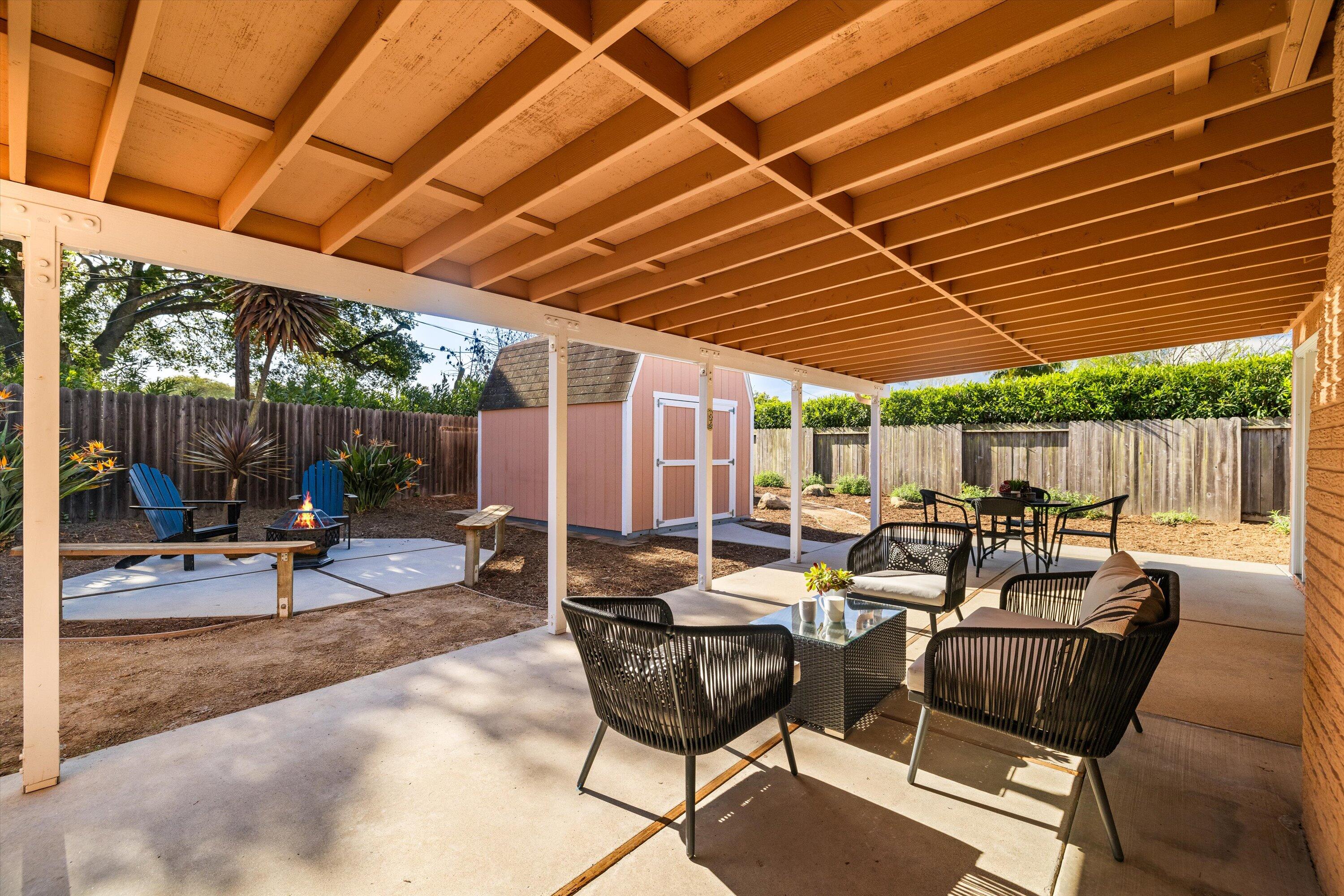 Santa Barbara, California 93111, United States, 3 Bedrooms Bedrooms, ,2 BathroomsBathrooms,Residential,Pending,105935