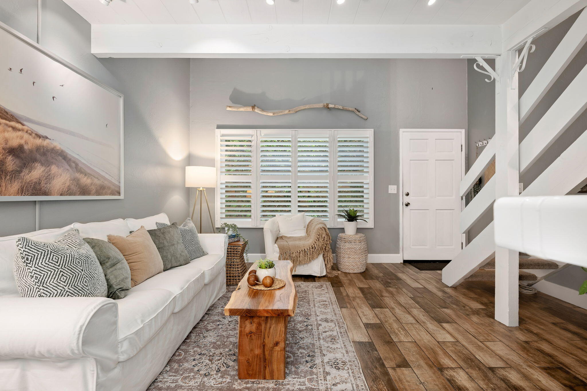 220 Elm Avenue Apt 19