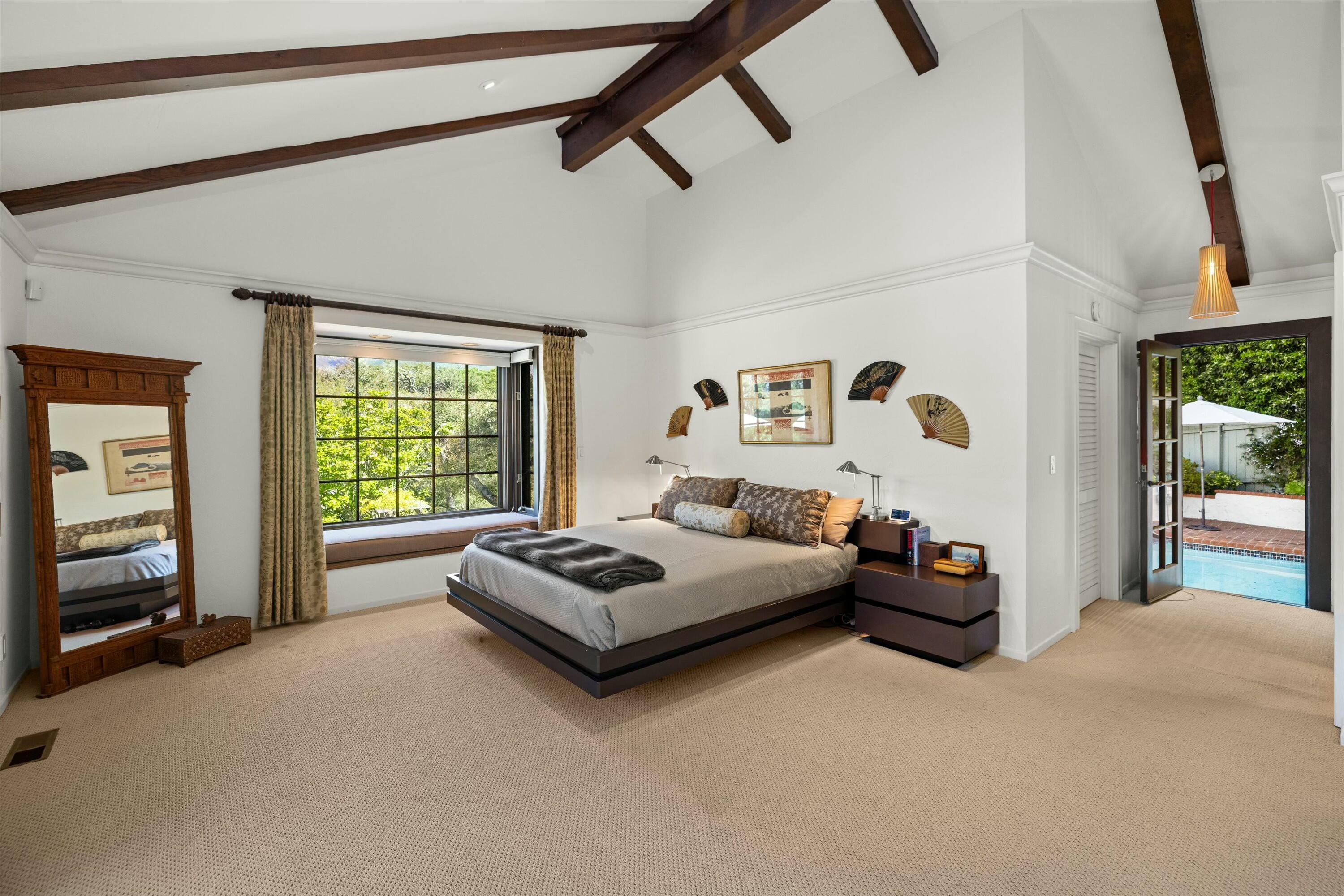 Santa Barbara, California 93108, United States, 4 Bedrooms Bedrooms, ,5 BathroomsBathrooms,Residential,Active,85076