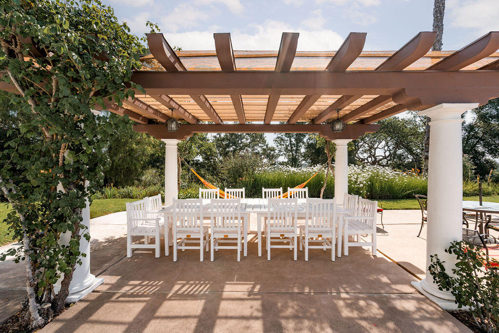 Santa Ynez, California 93460, United States, 4 Bedrooms Bedrooms, ,6 BathroomsBathrooms,Residential,Active,204302