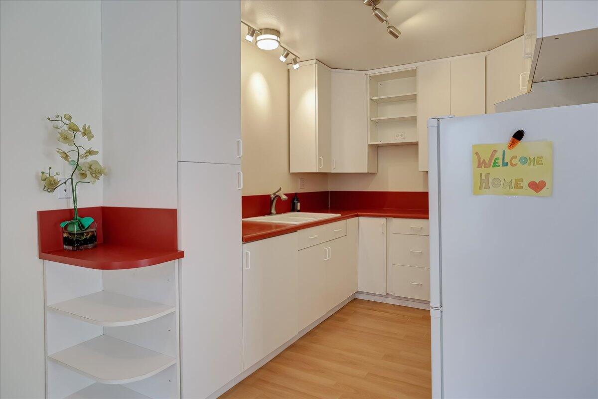 Goleta, California 93117, United States, 1 Bedroom Bedrooms, ,1 BathroomBathrooms,Residential,Active,108725