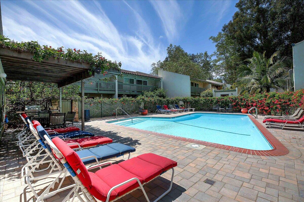 Goleta, California 93117, United States, 1 Bedroom Bedrooms, ,1 BathroomBathrooms,Residential,Active,108725