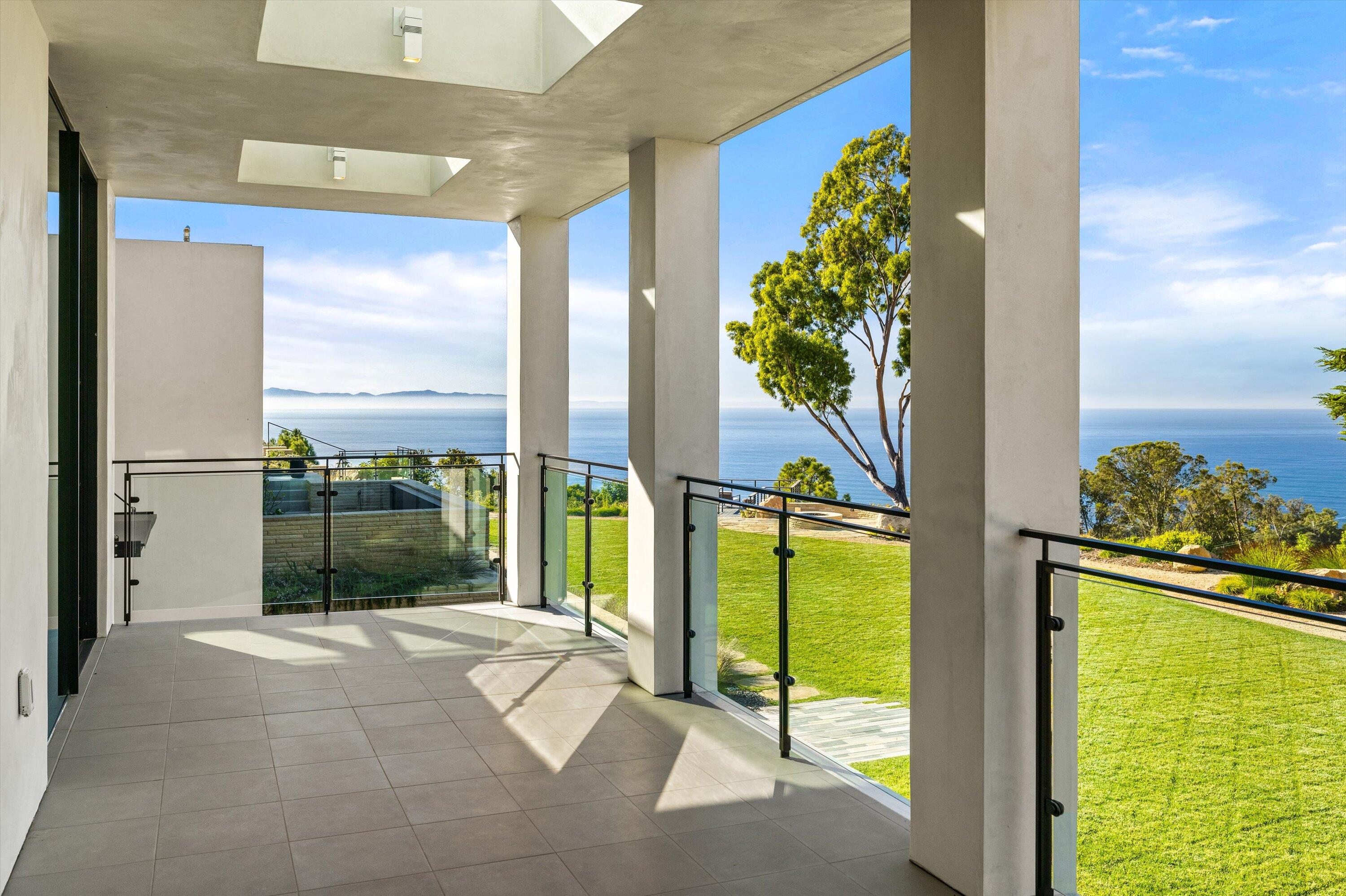 Santa Barbara, California 93109, United States, 4 Bedrooms Bedrooms, ,7 BathroomsBathrooms,Residential,Active,31533