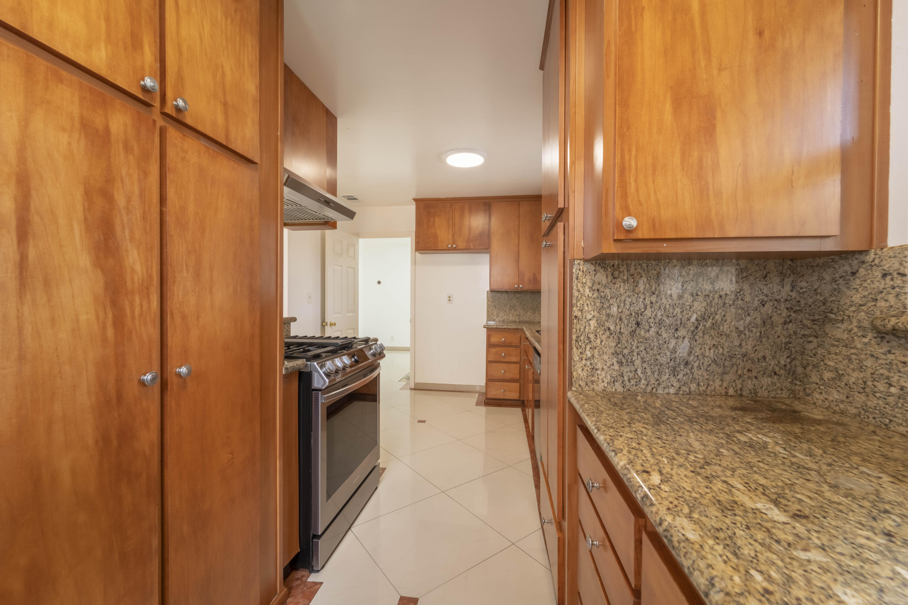 126 Santa Ana Ave Avenue