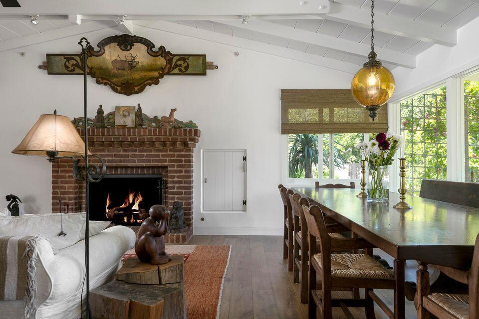 Montecito, California 93108, United States, 3 Bedrooms Bedrooms, ,3 BathroomsBathrooms,Residential,Active,153530