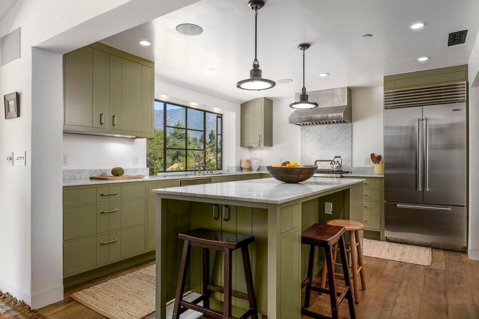 Montecito, California 93108, United States, 3 Bedrooms Bedrooms, ,3 BathroomsBathrooms,Residential,Active,153530