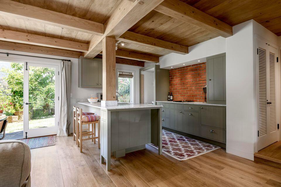 Montecito, California 93108, United States, 3 Bedrooms Bedrooms, ,3 BathroomsBathrooms,Residential,Active,153530