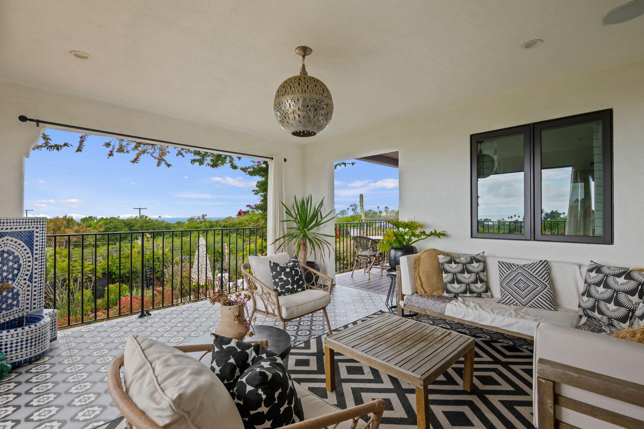 Santa Barbara, California 93109, United States, 4 Bedrooms Bedrooms, ,4 BathroomsBathrooms,Residential,Active,119267