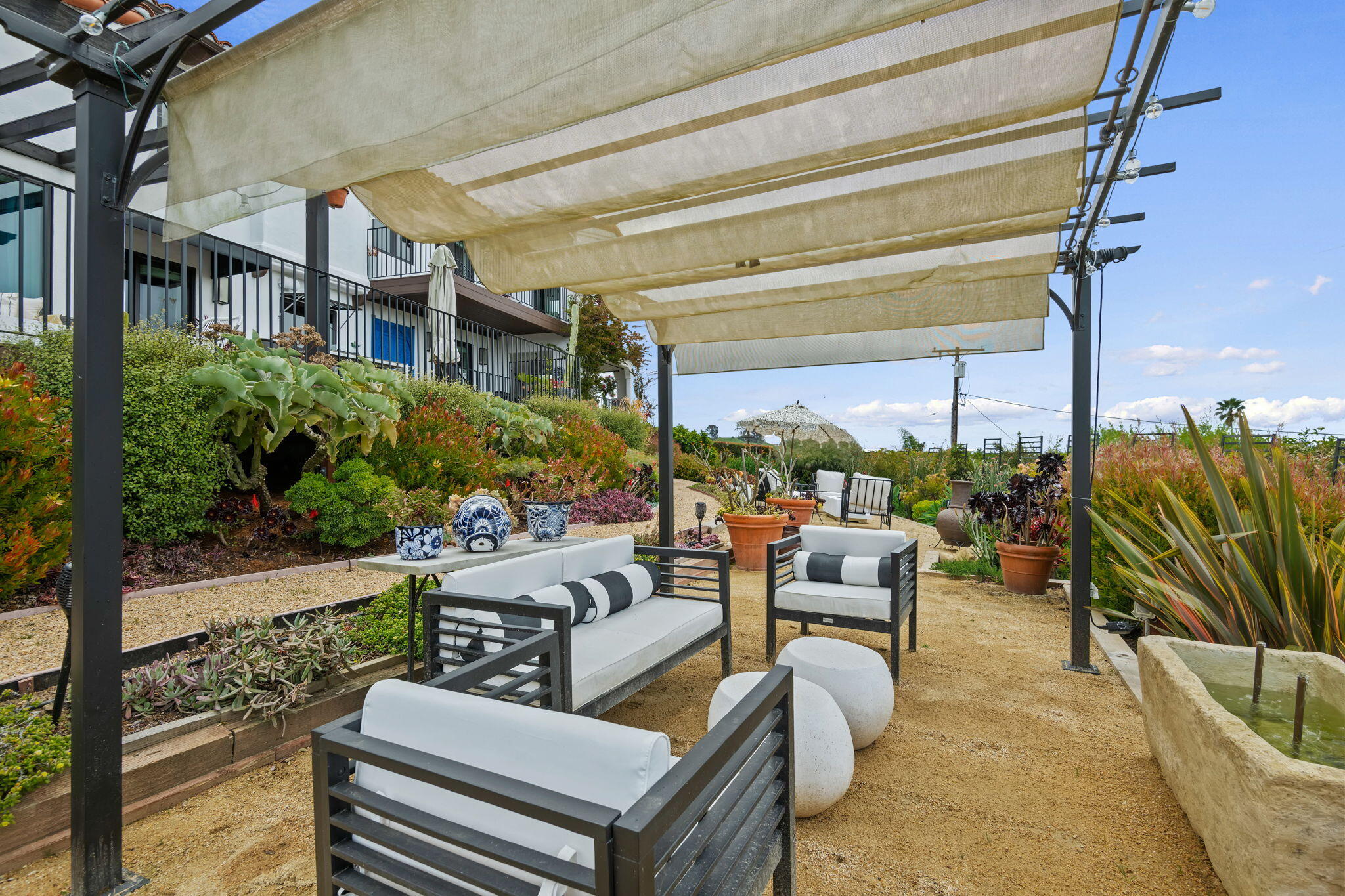 Santa Barbara, California 93109, United States, 4 Bedrooms Bedrooms, ,4 BathroomsBathrooms,Residential,Active,119267