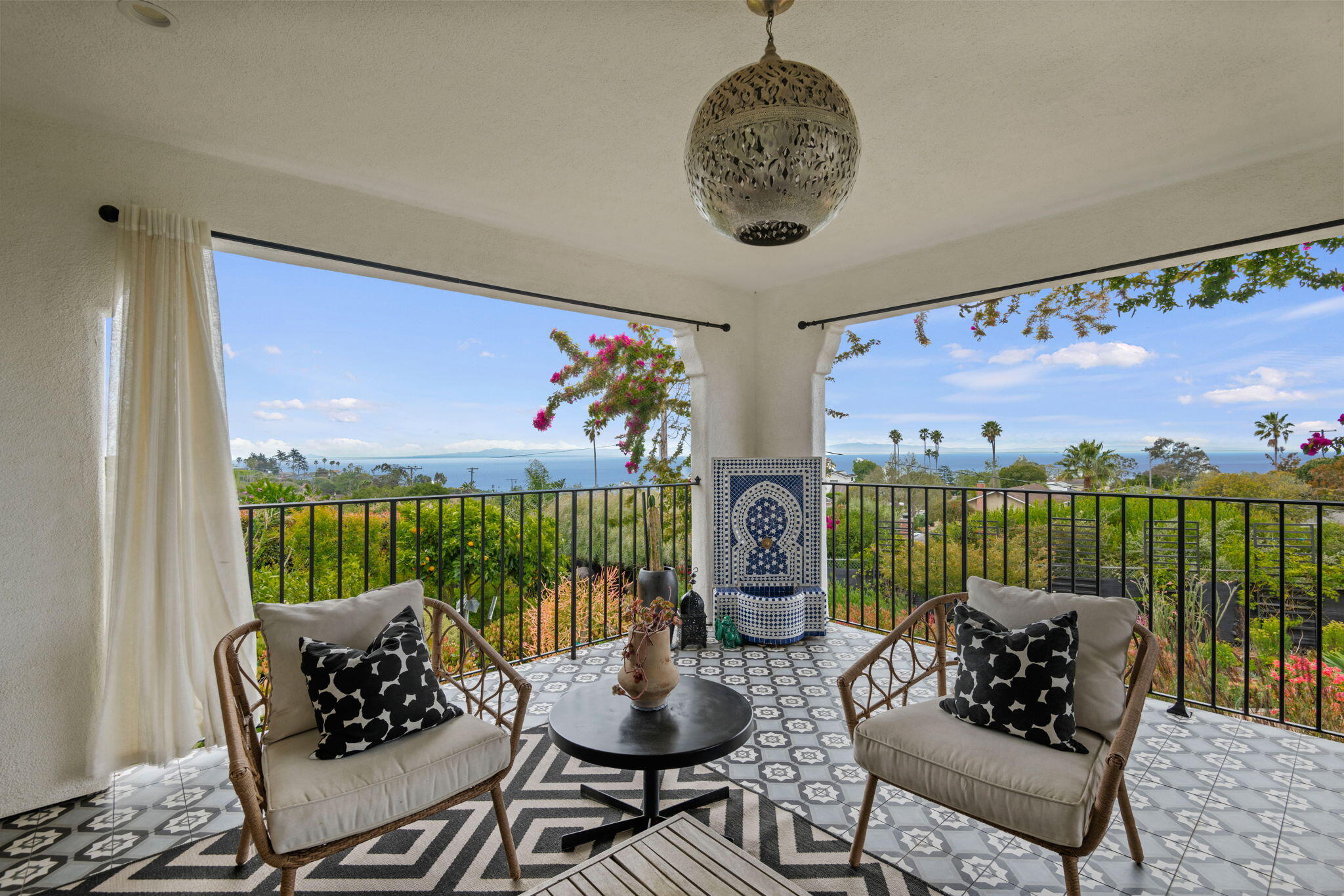 Santa Barbara, California 93109, United States, 4 Bedrooms Bedrooms, ,4 BathroomsBathrooms,Residential,Active,119267