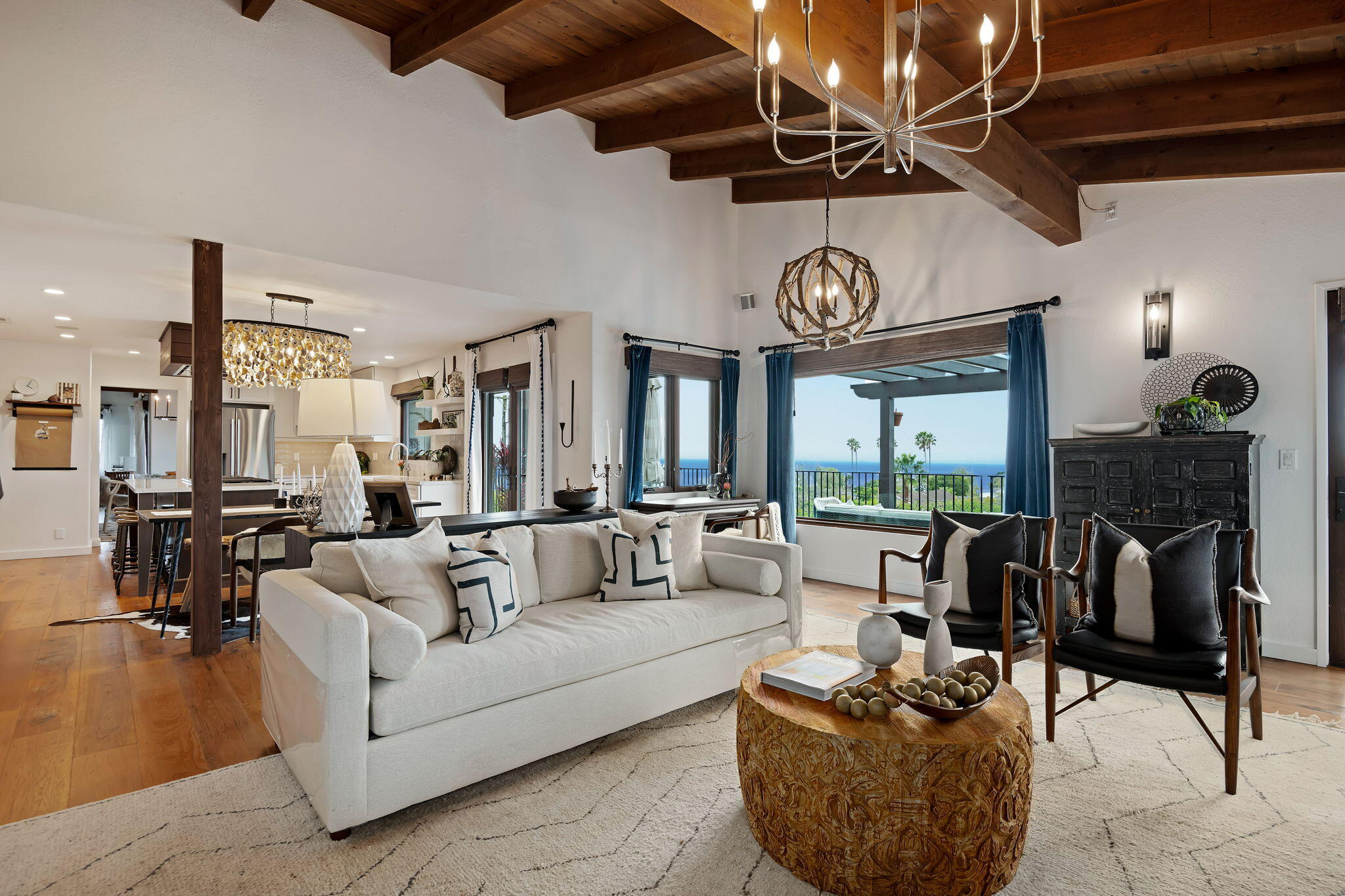 Santa Barbara, California 93109, United States, 4 Bedrooms Bedrooms, ,4 BathroomsBathrooms,Residential,Active,119267