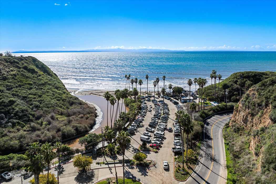 Santa Barbara, California 93109, United States, 3 Bedrooms Bedrooms, ,2 BathroomsBathrooms,Residential,Active,187672