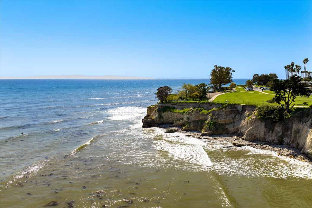 Santa Barbara, California 93109, United States, 3 Bedrooms Bedrooms, ,2 BathroomsBathrooms,Residential,Active,187672