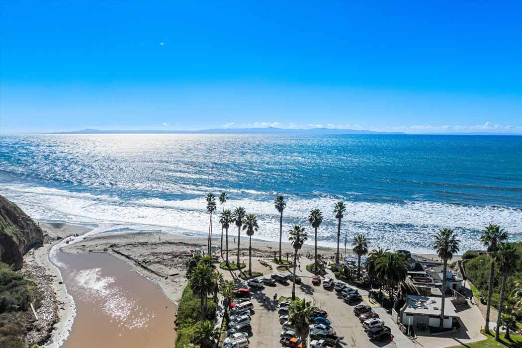 Santa Barbara, California 93109, United States, 3 Bedrooms Bedrooms, ,2 BathroomsBathrooms,Residential,Active,187672