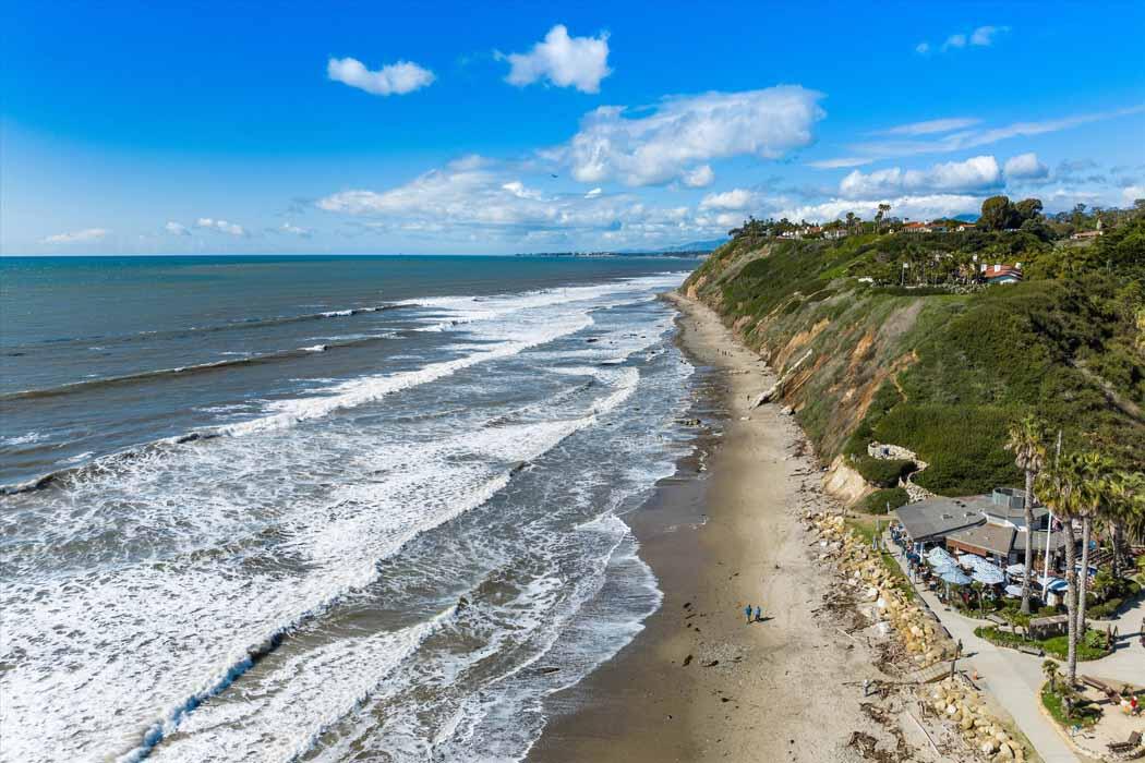 Santa Barbara, California 93109, United States, 3 Bedrooms Bedrooms, ,2 BathroomsBathrooms,Residential,Active,187672