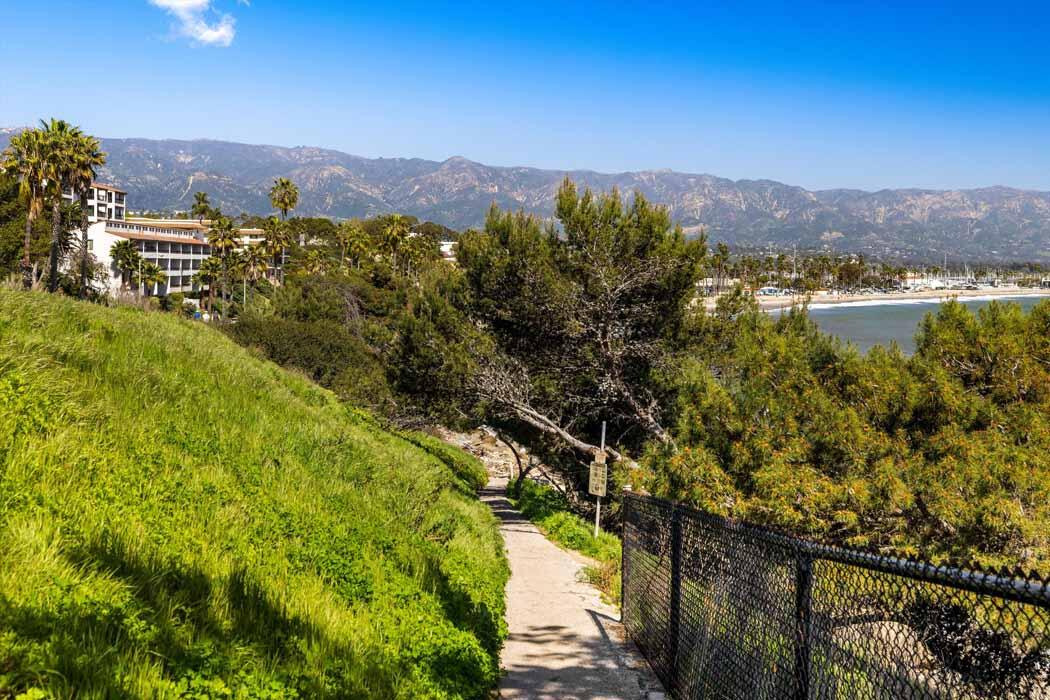 Santa Barbara, California 93109, United States, 3 Bedrooms Bedrooms, ,2 BathroomsBathrooms,Residential,Active,187672