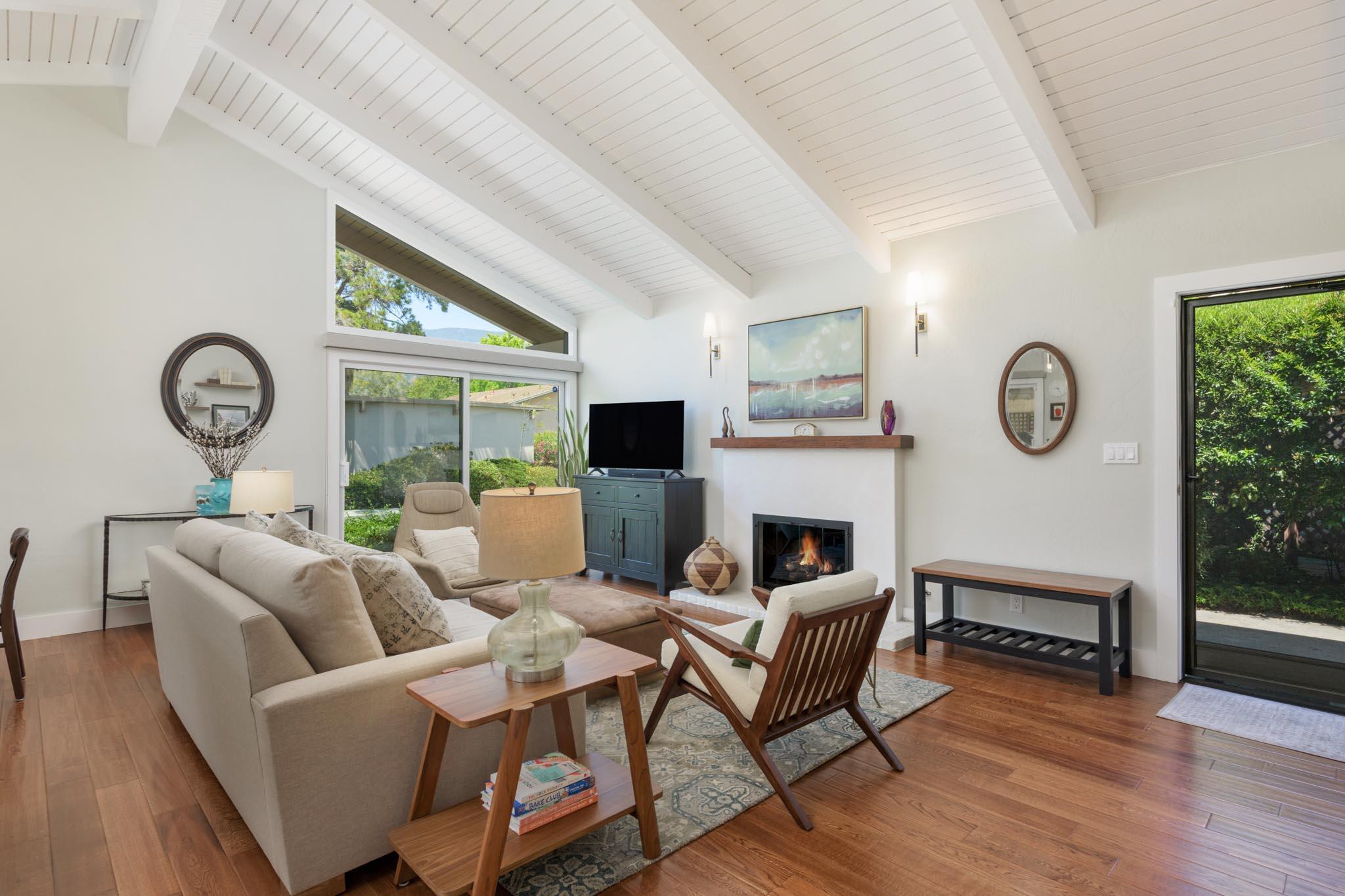 Santa Barbara, California 93110, United States, 2 Bedrooms Bedrooms, ,2 BathroomsBathrooms,Residential,Active,142742