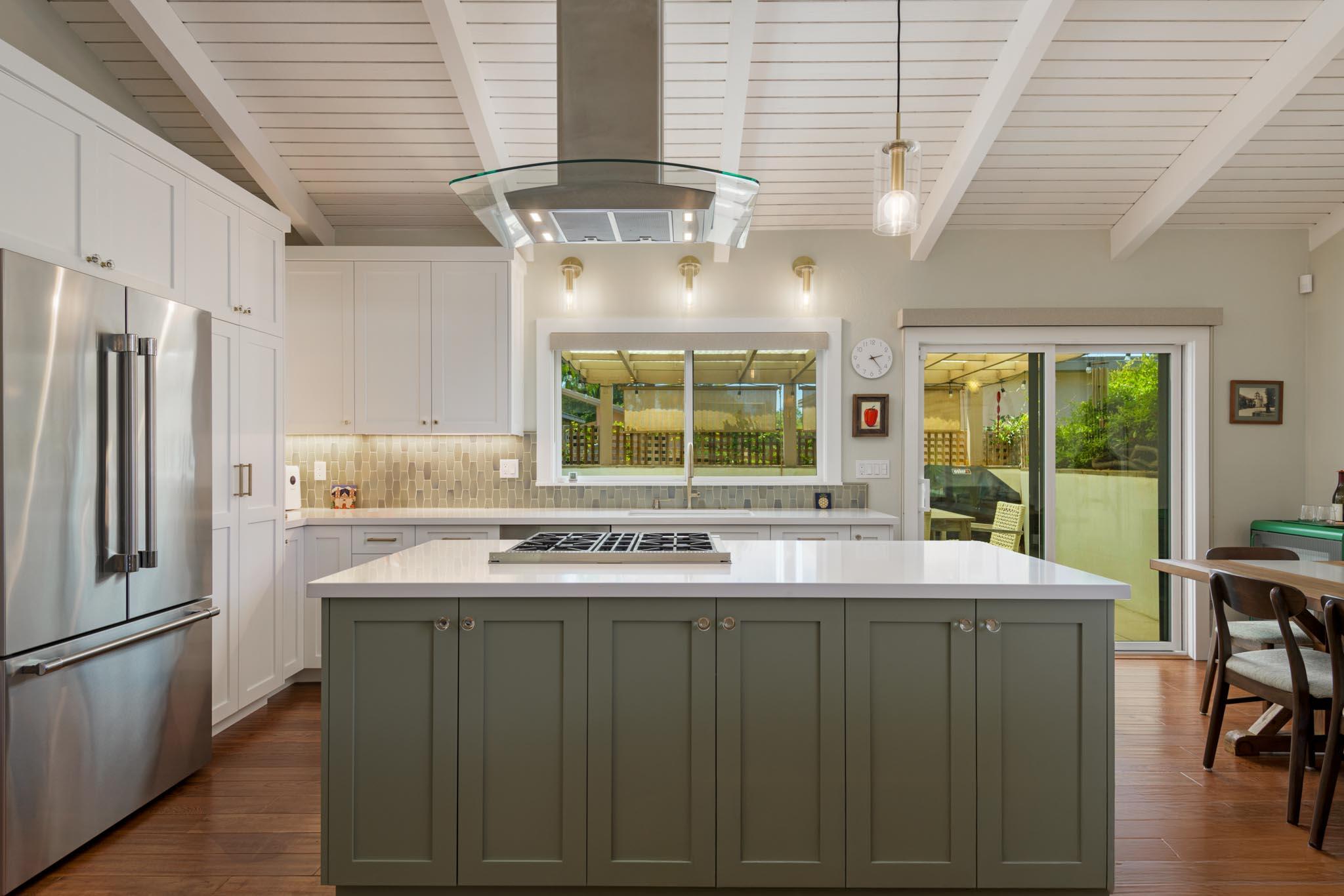 Santa Barbara, California 93110, United States, 2 Bedrooms Bedrooms, ,2 BathroomsBathrooms,Residential,Active,142742