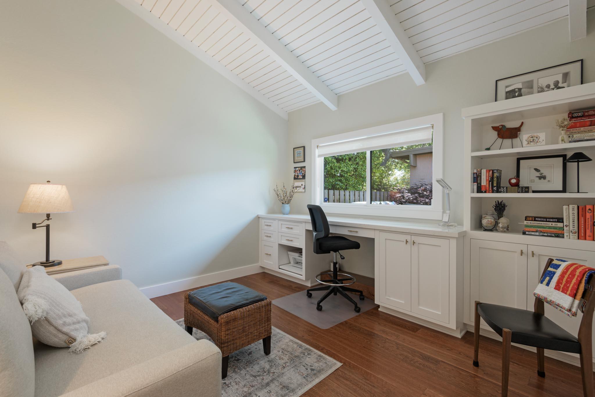 Santa Barbara, California 93110, United States, 2 Bedrooms Bedrooms, ,2 BathroomsBathrooms,Residential,Active,142742