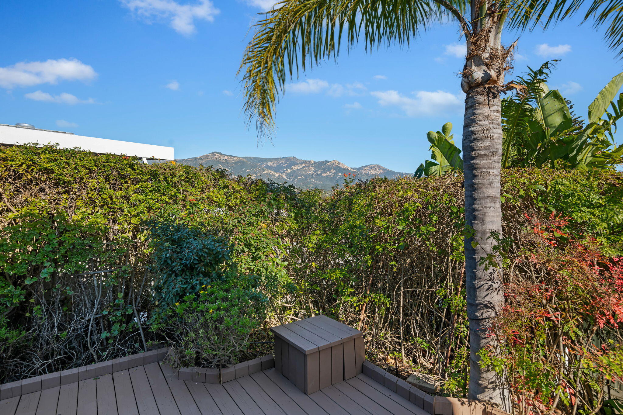 Santa Barbara, California 93110, United States, 2 Bedrooms Bedrooms, ,2 BathroomsBathrooms,Residential,Active,249923