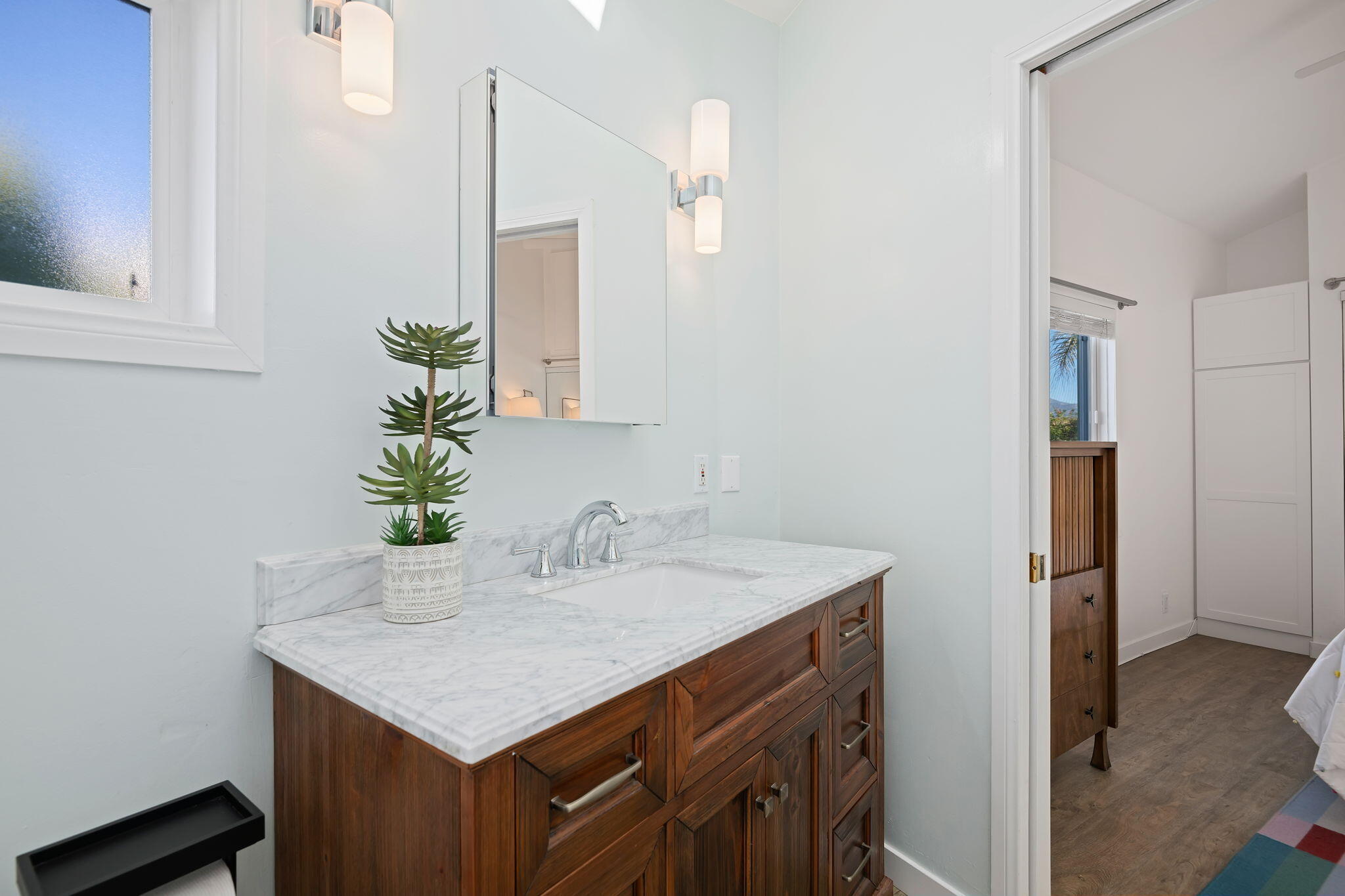 Santa Barbara, California 93110, United States, 2 Bedrooms Bedrooms, ,2 BathroomsBathrooms,Residential,Active,249923