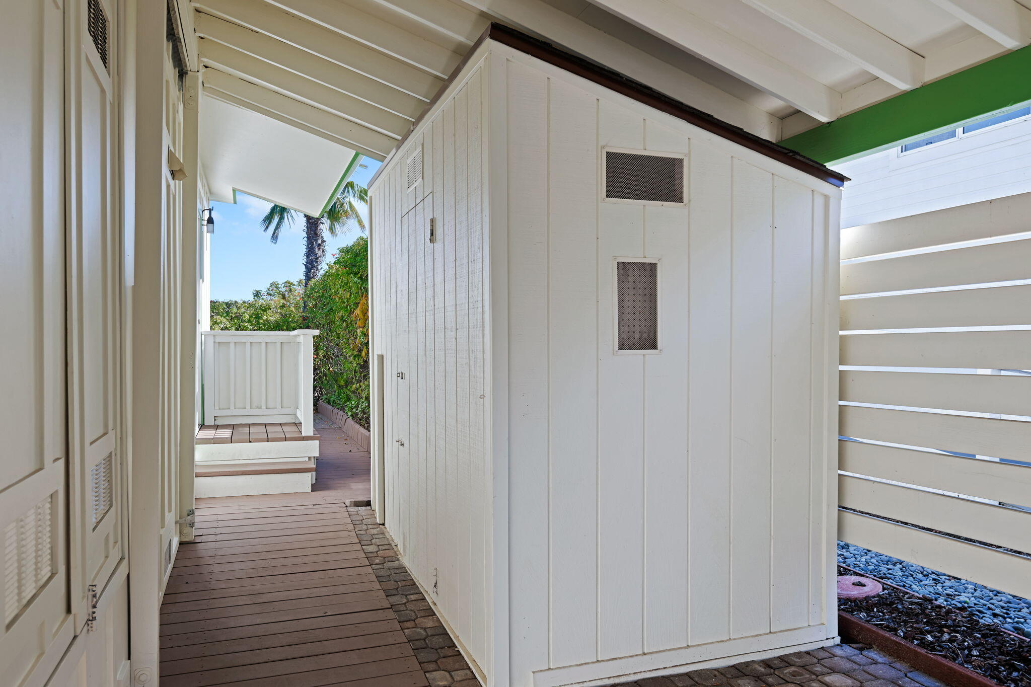 Santa Barbara, California 93110, United States, 2 Bedrooms Bedrooms, ,2 BathroomsBathrooms,Residential,Active,249923