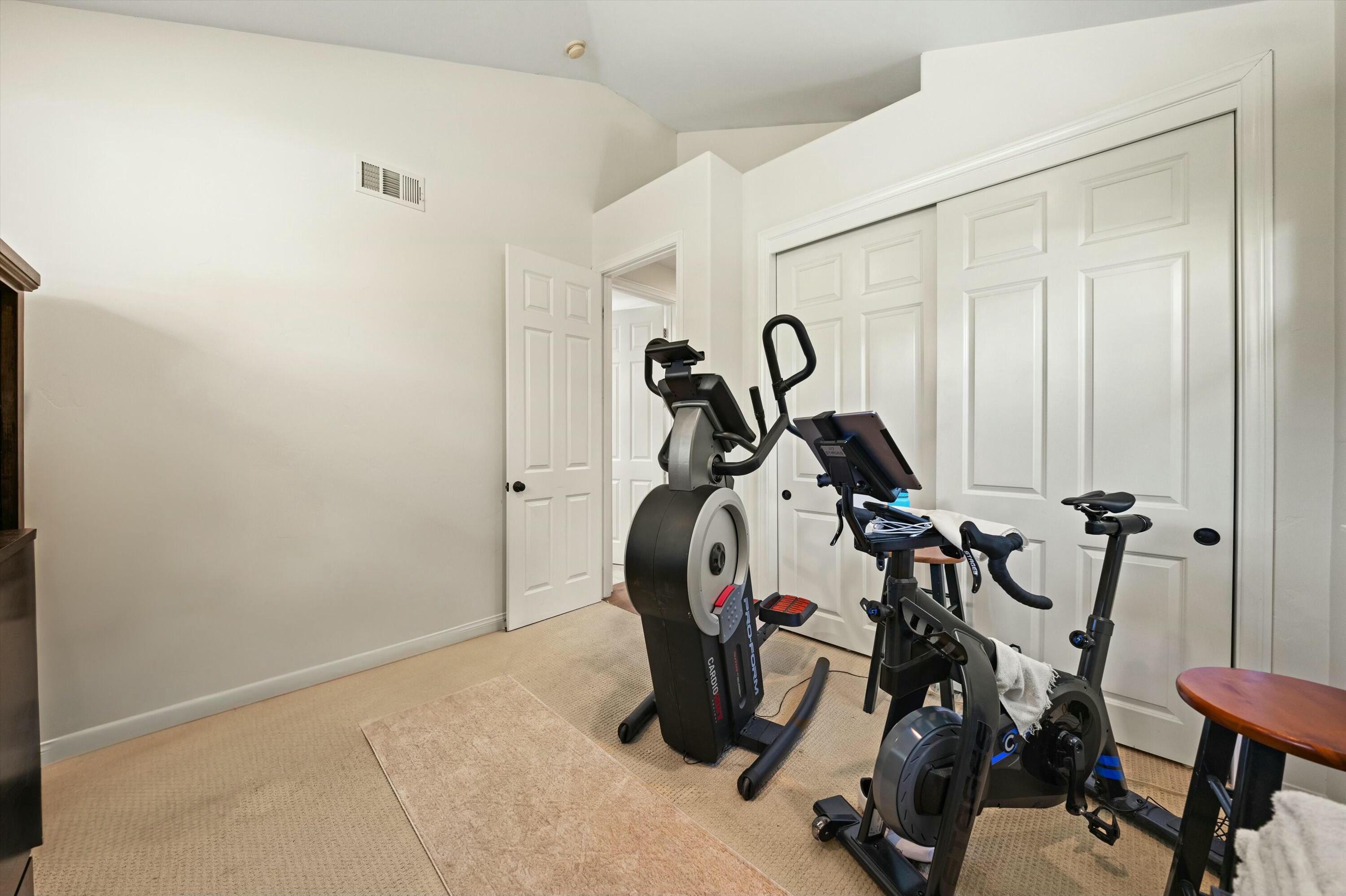 Santa Barbara, California 93110, United States, 4 Bedrooms Bedrooms, ,3 BathroomsBathrooms,Residential,Active,100474